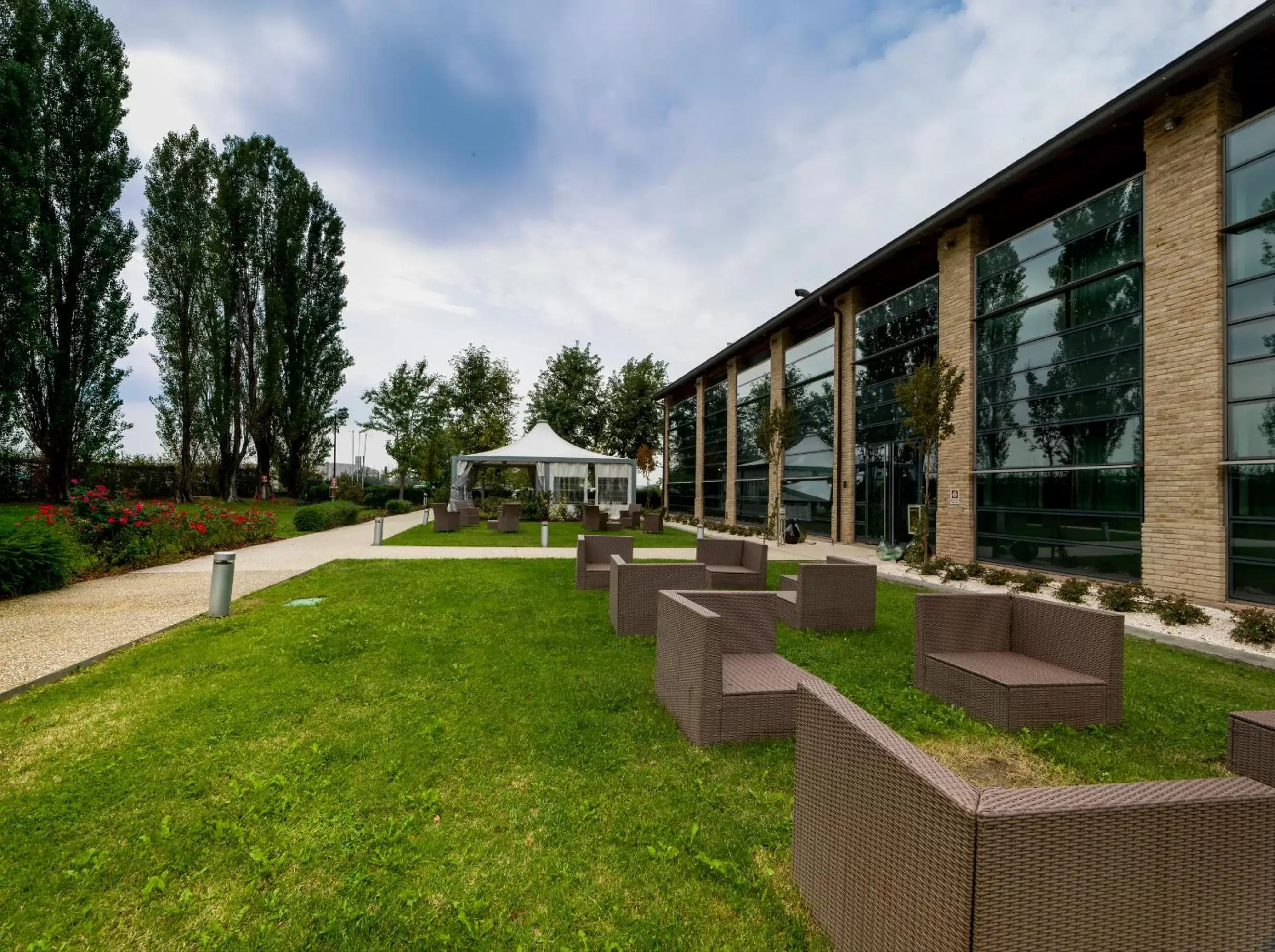 Spring, Garden in Hotel City Parma