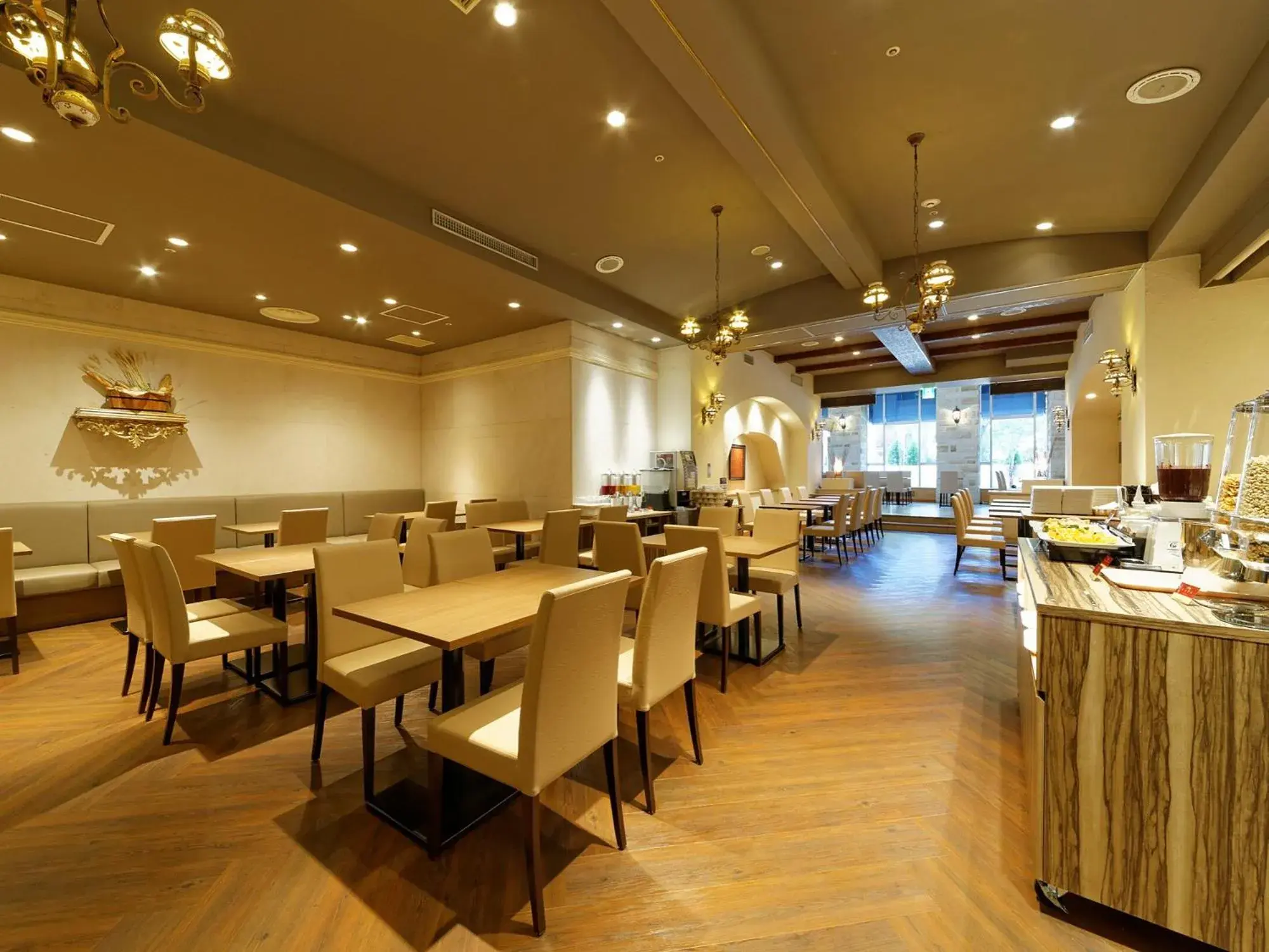 Restaurant/Places to Eat in Hotel Sunroute Sopra Kobe