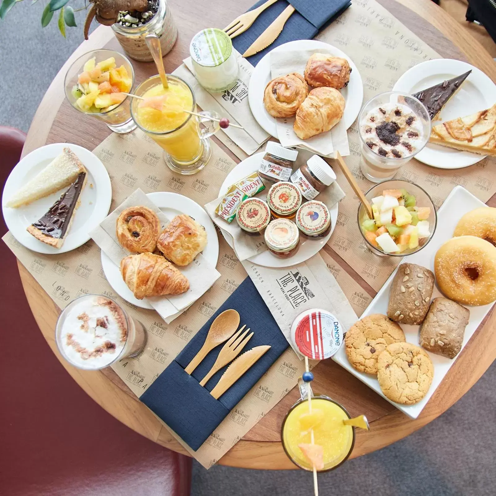 Breakfast in Melia Paris La Defense Breakfast in Melia Paris La Defense