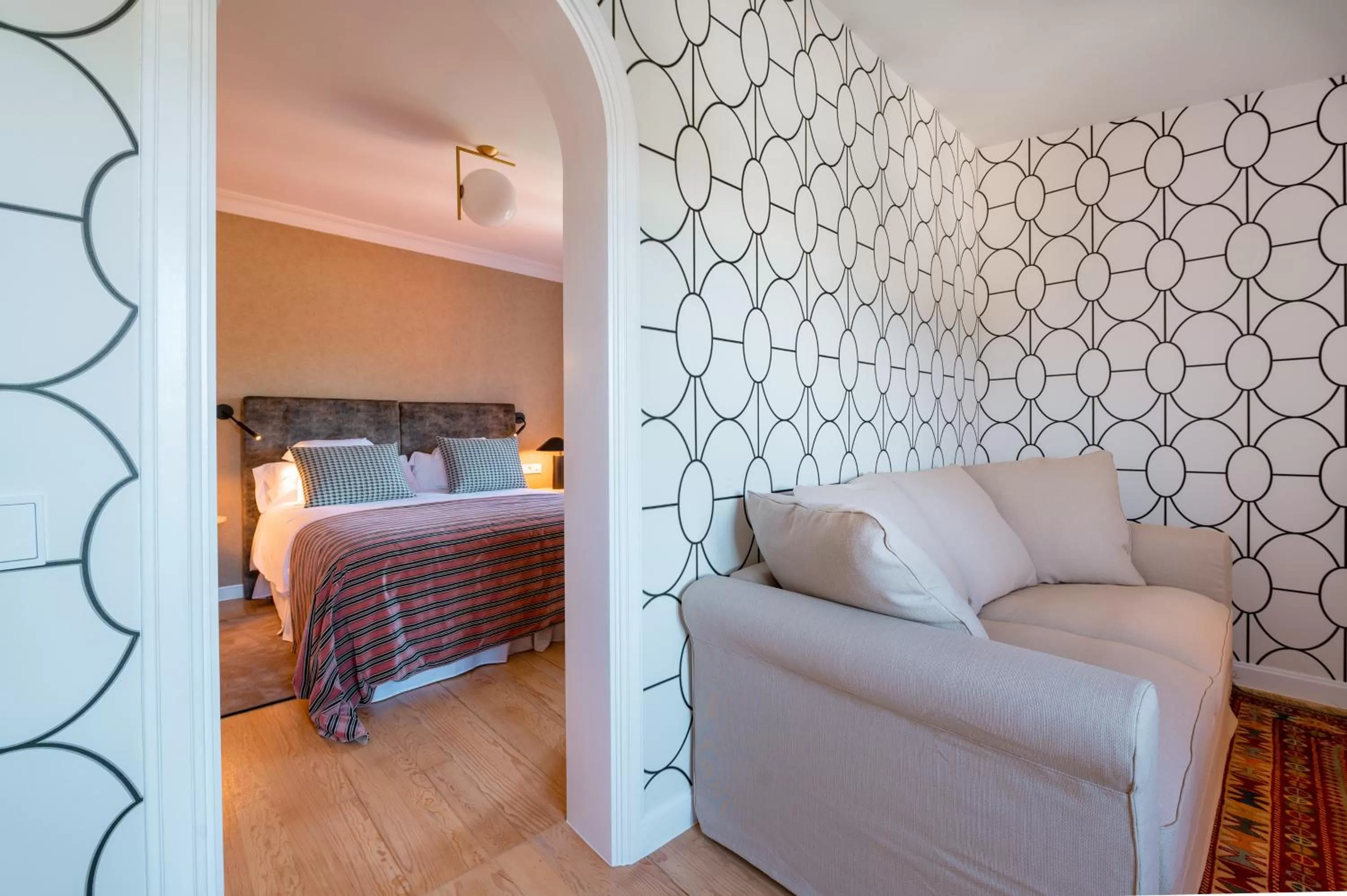 Living room, Bed in Hotel Boutique San Diego - Adults Only