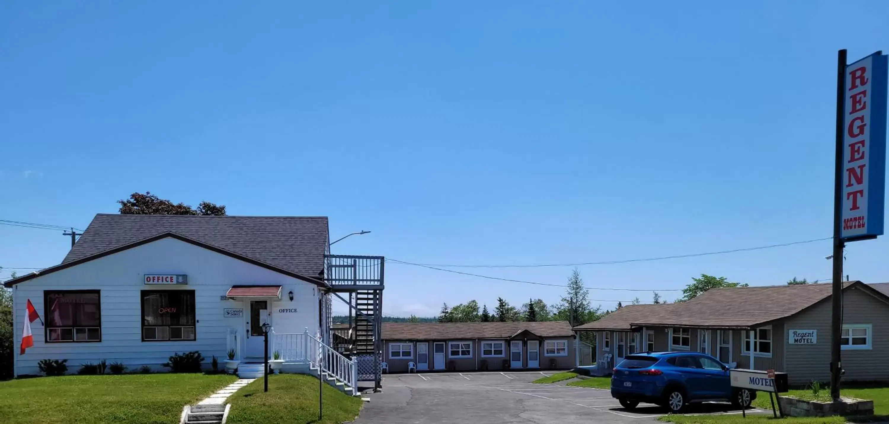 View (from property/room), Property Building in Regent Motel