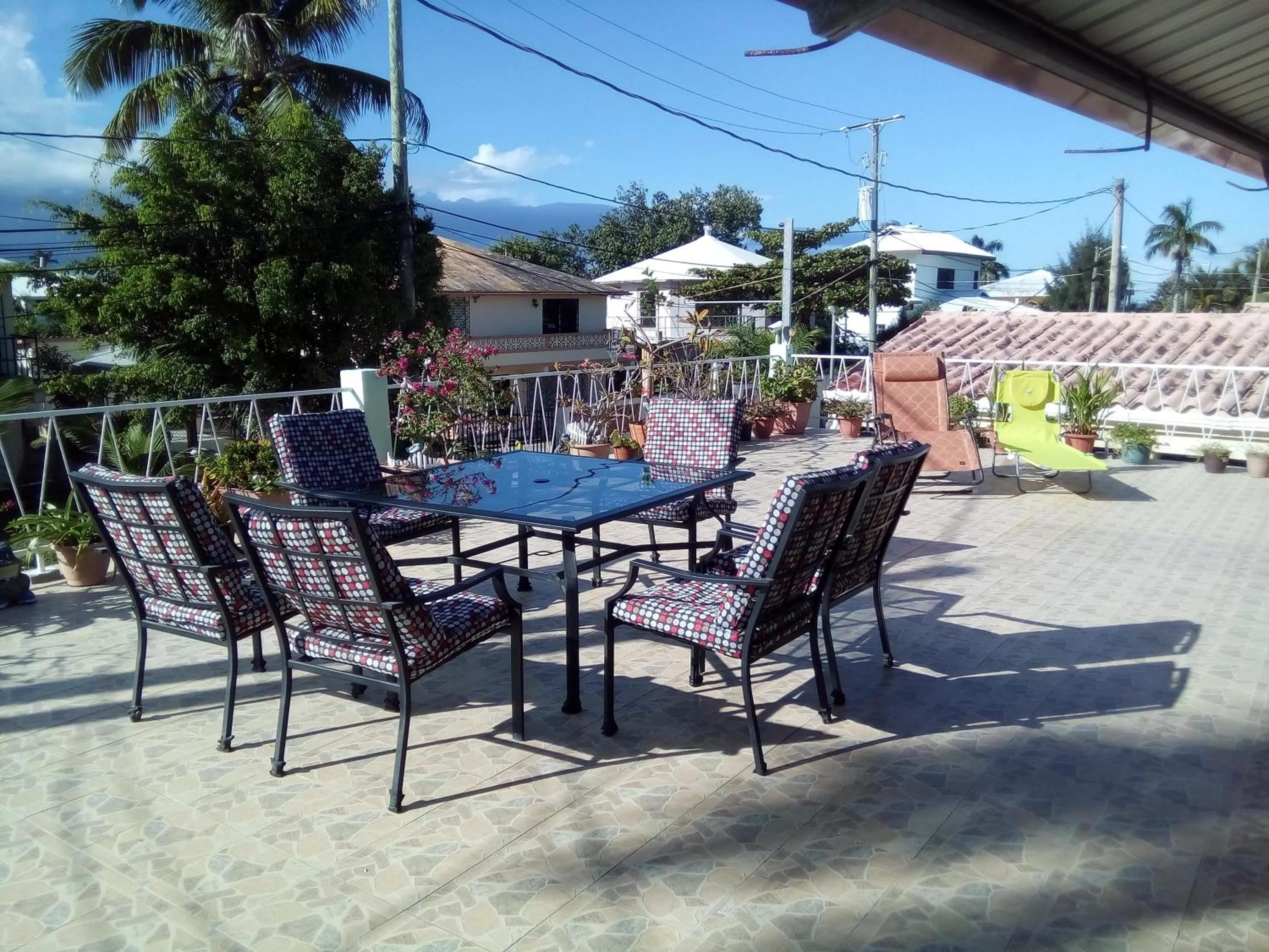 Balcony/Terrace in The Red Hut Inn