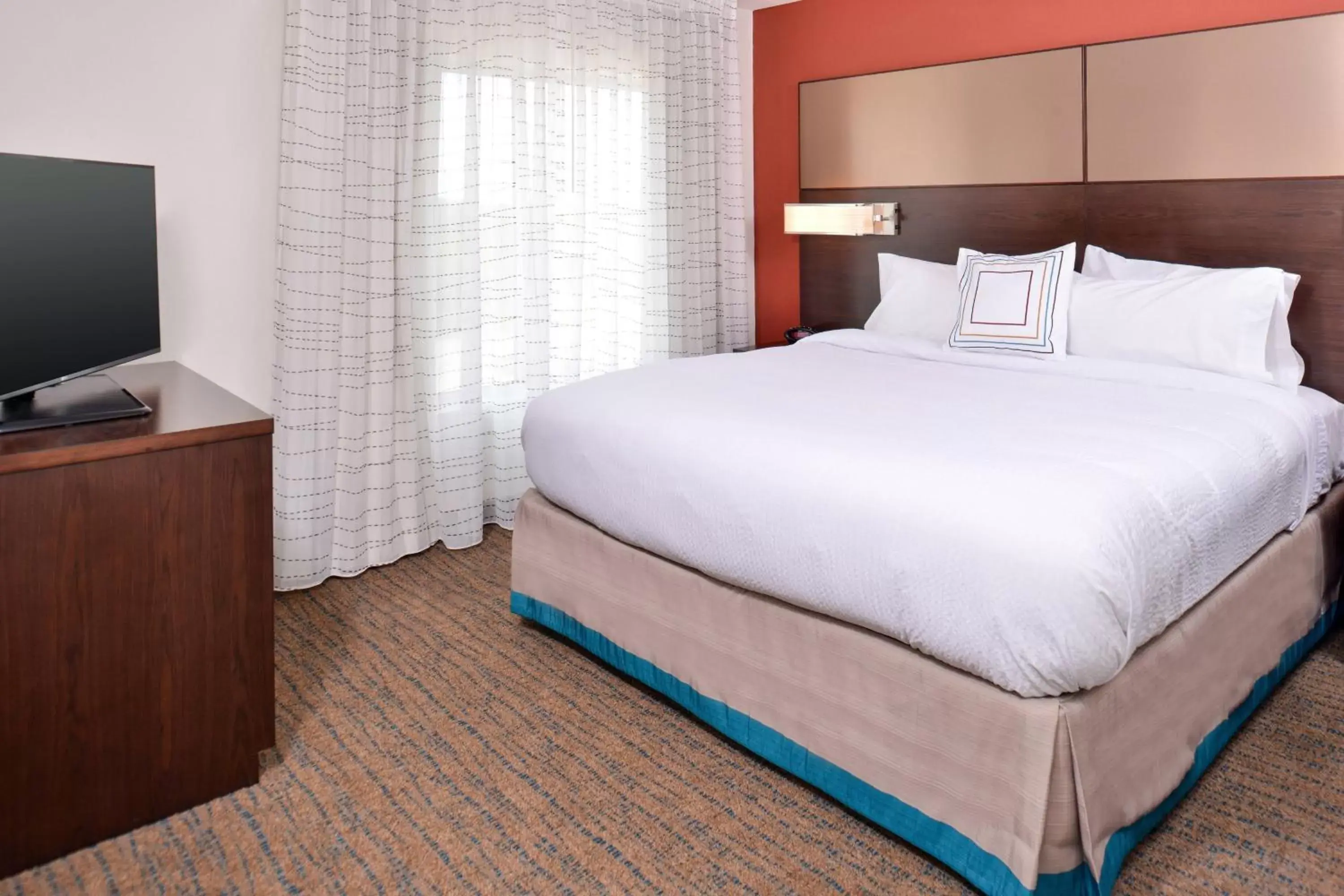 Bedroom, Bed in Residence Inn by Marriott Cedar Rapids South