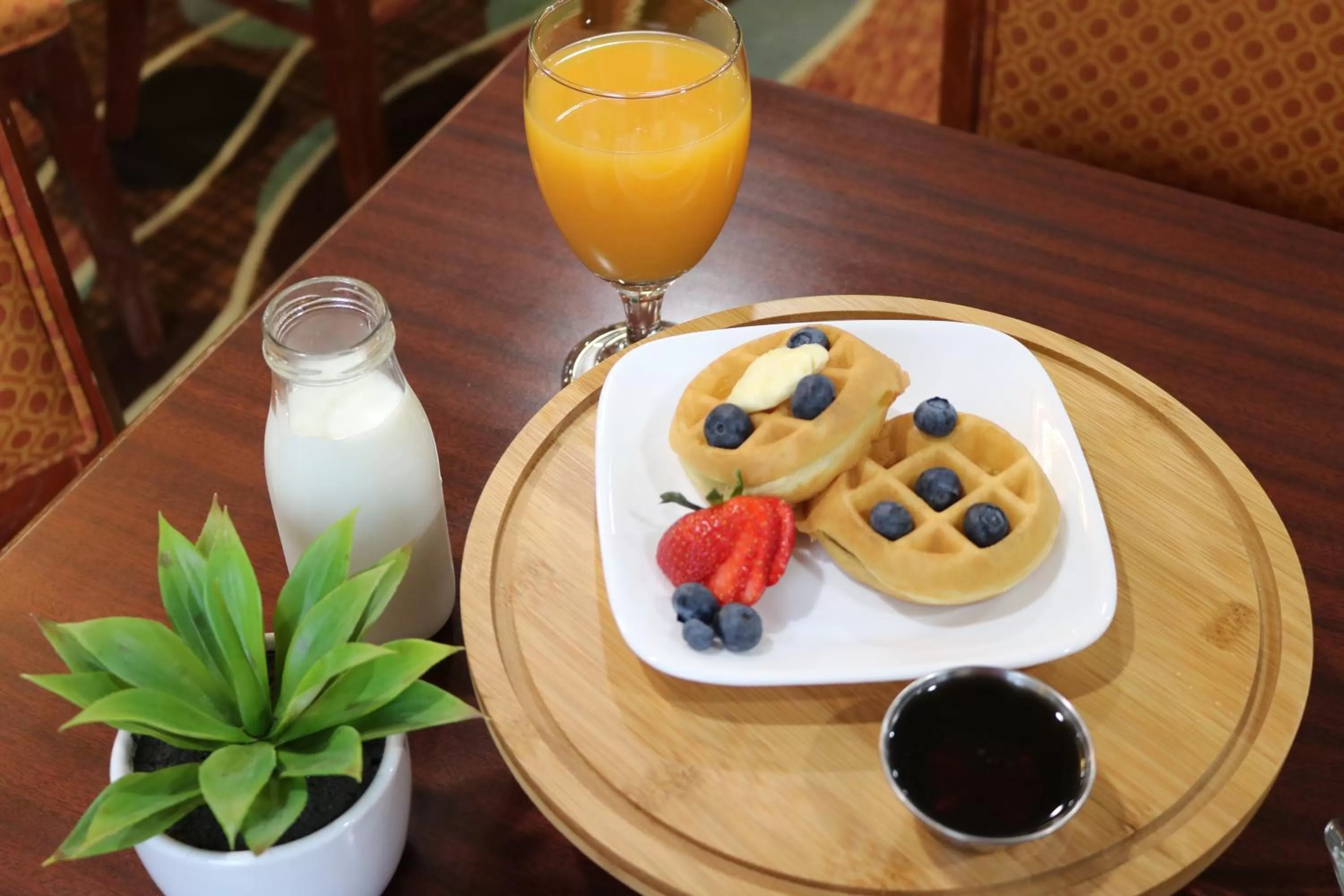 Food close-up in Super 8 by Wyndham Dublin