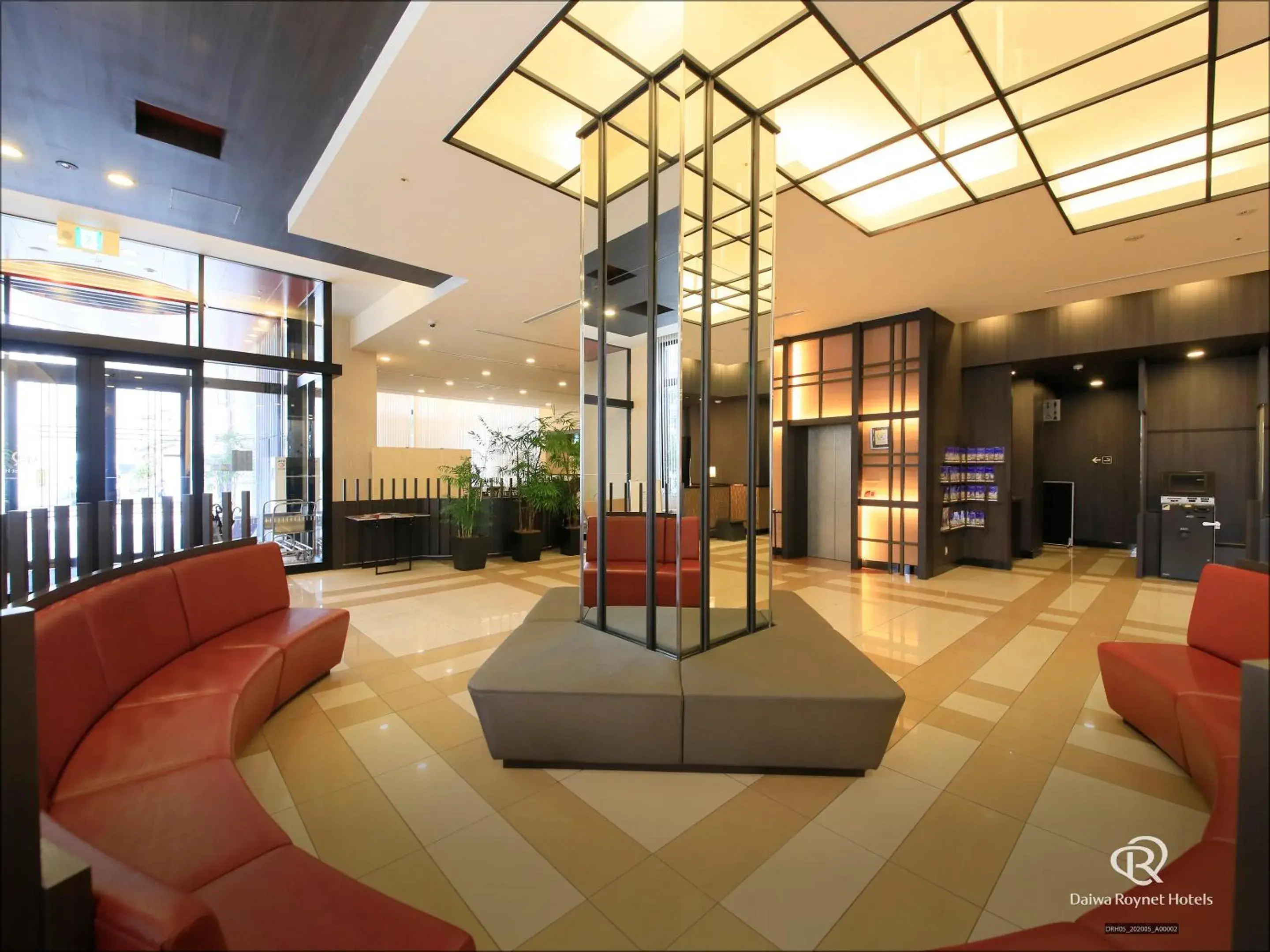 Lobby/Reception in Daiwa Roynet Hotel Kyoto-Hachijoguchi