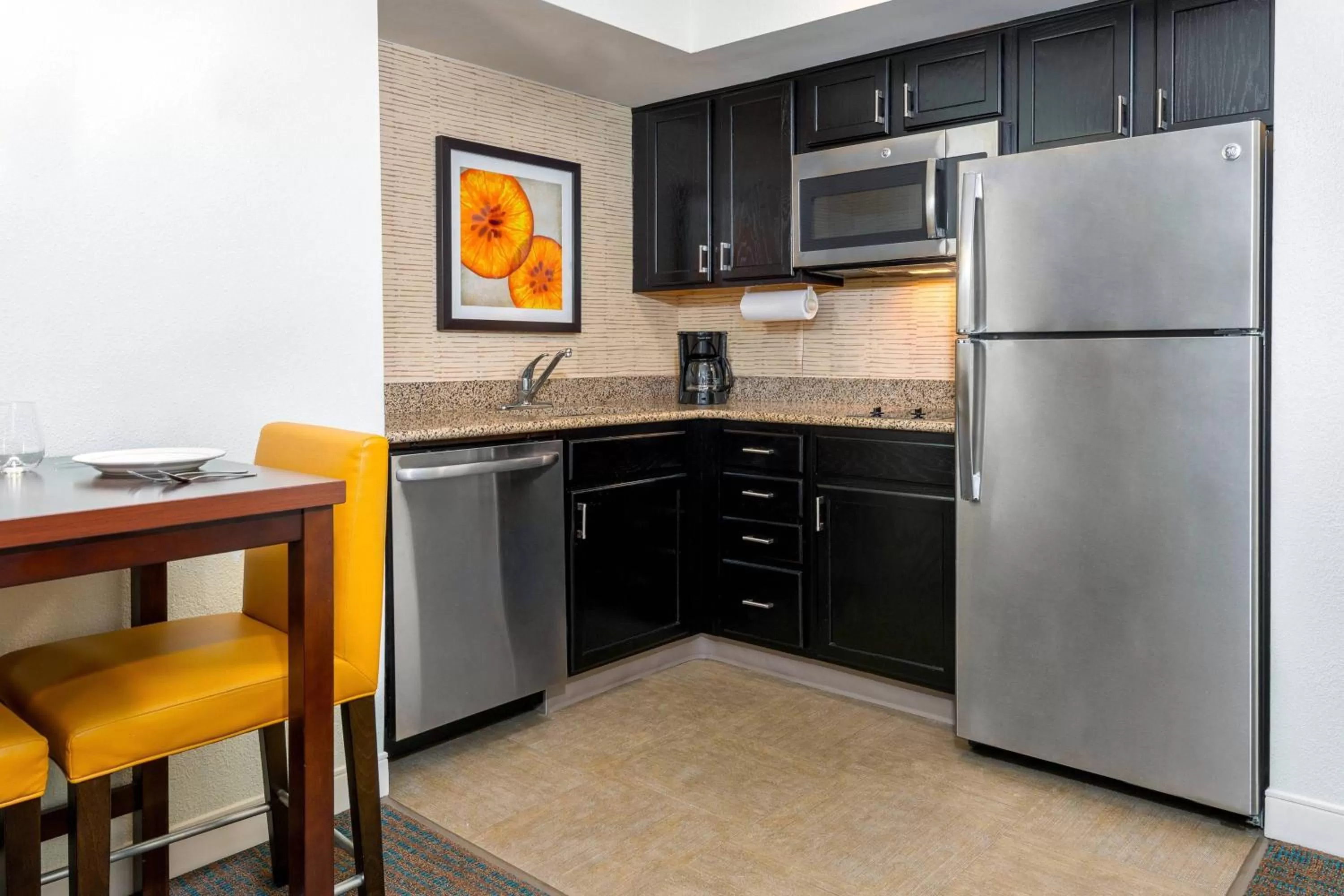 Kitchen or kitchenette in Residence Inn Tampa Downtown