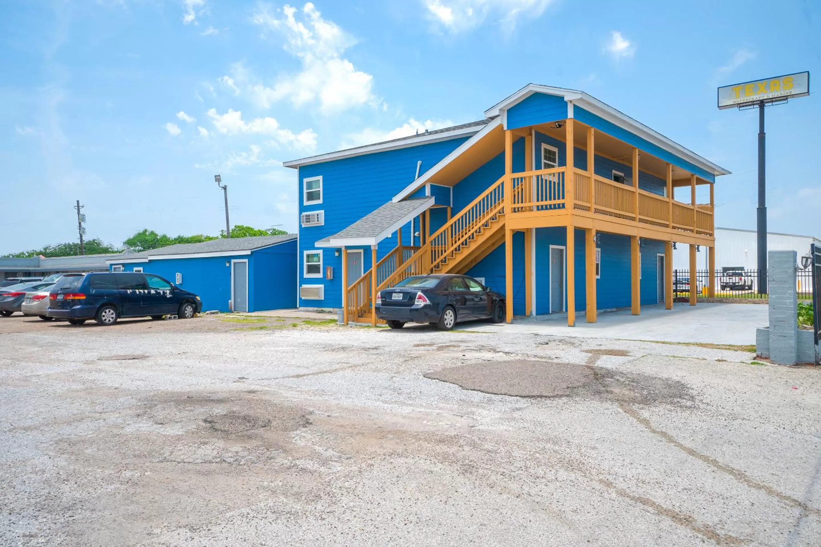 Facade/entrance in Plaza Motel Corpus Christi by OYO