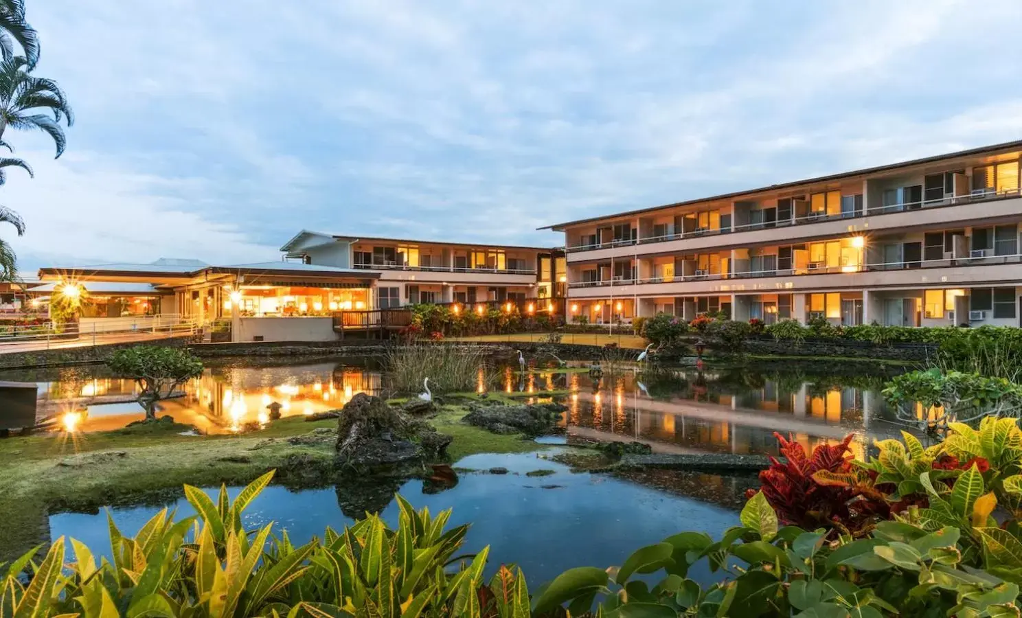 Property building in SCP Hilo Hotel Property building in SCP Hilo Hotel