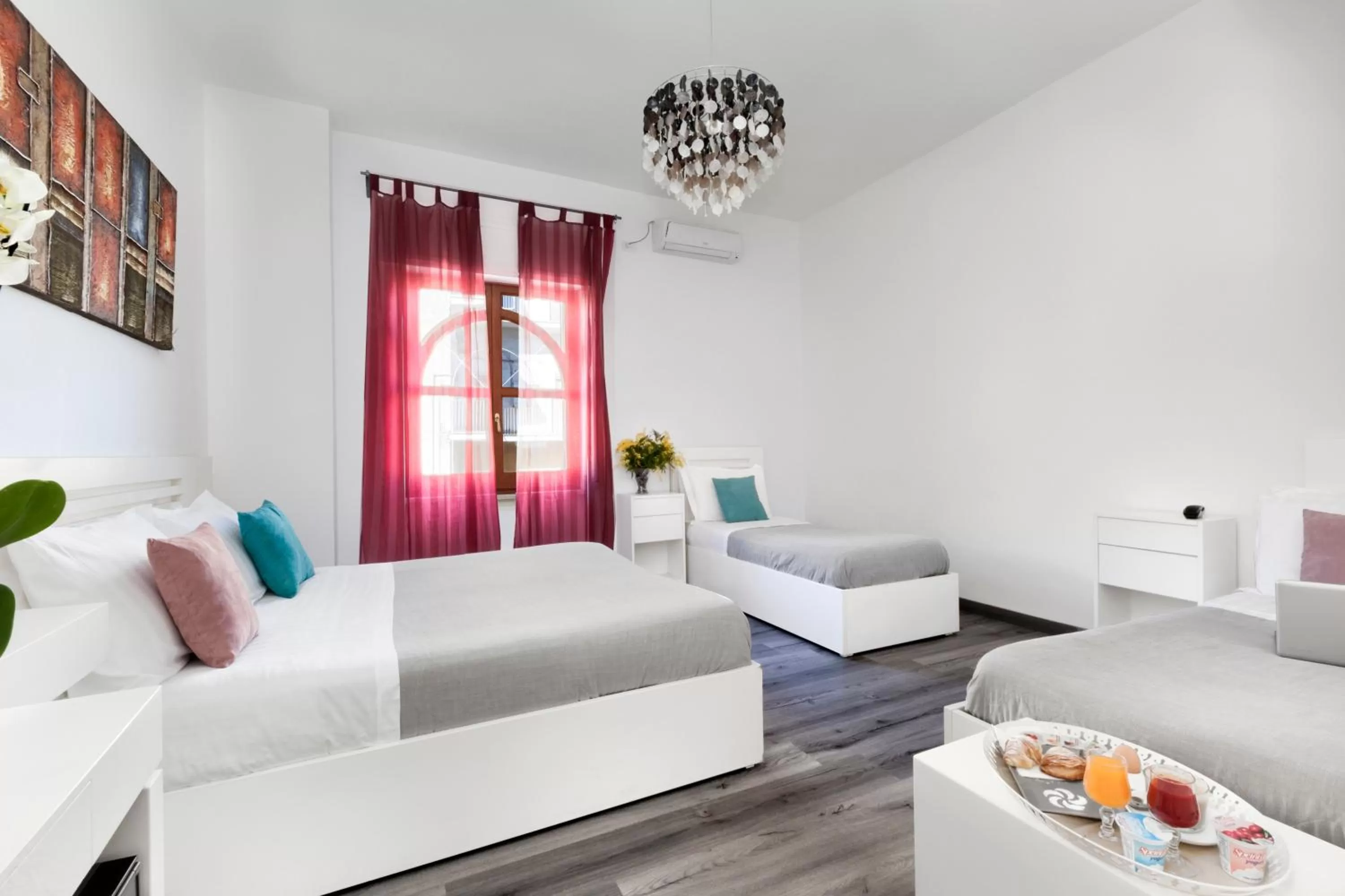 Photo of the whole room in Hotel Herculaneum