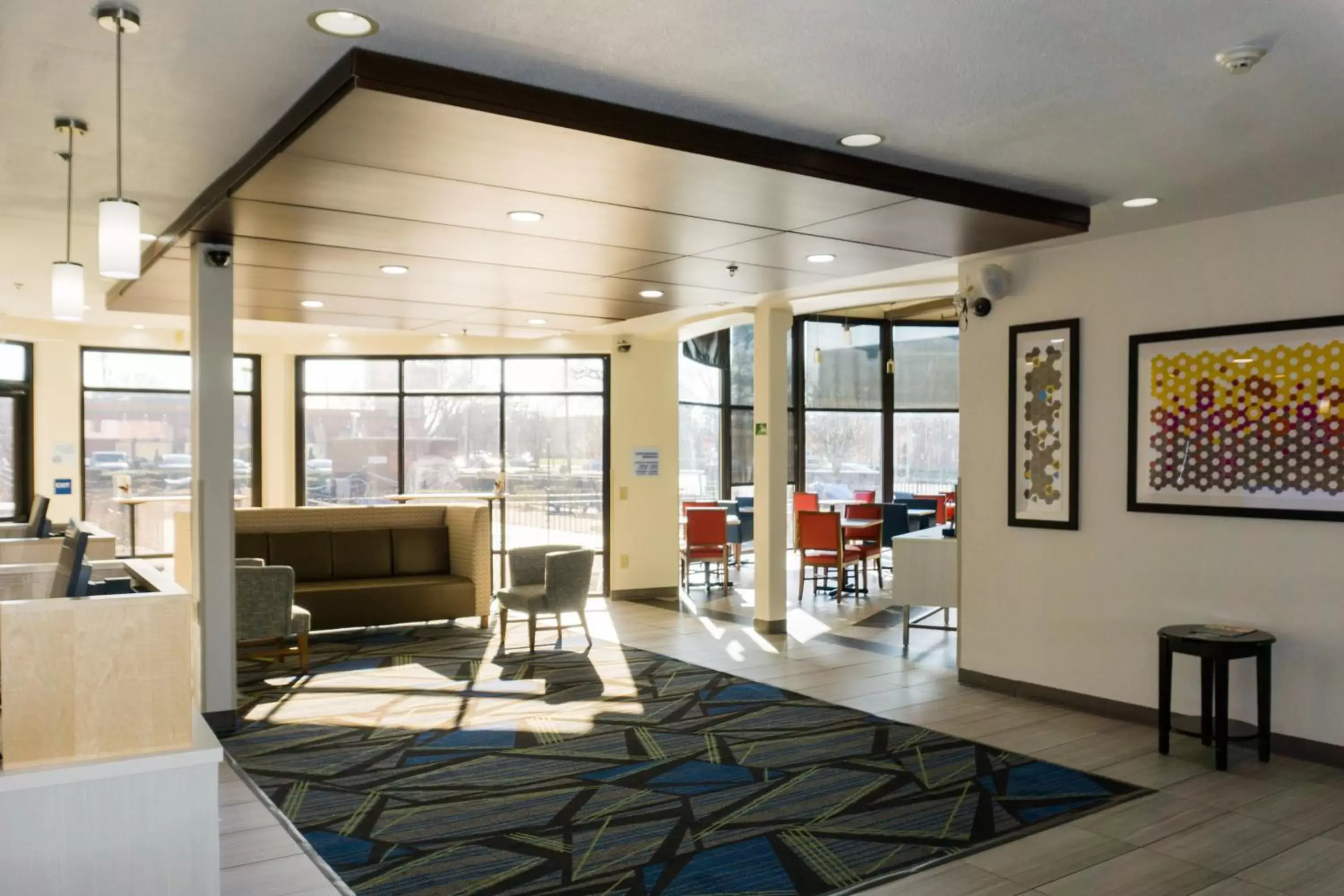 Property building, Lobby/Reception in Holiday Inn Express - Columbus Downtown, an IHG Hotel