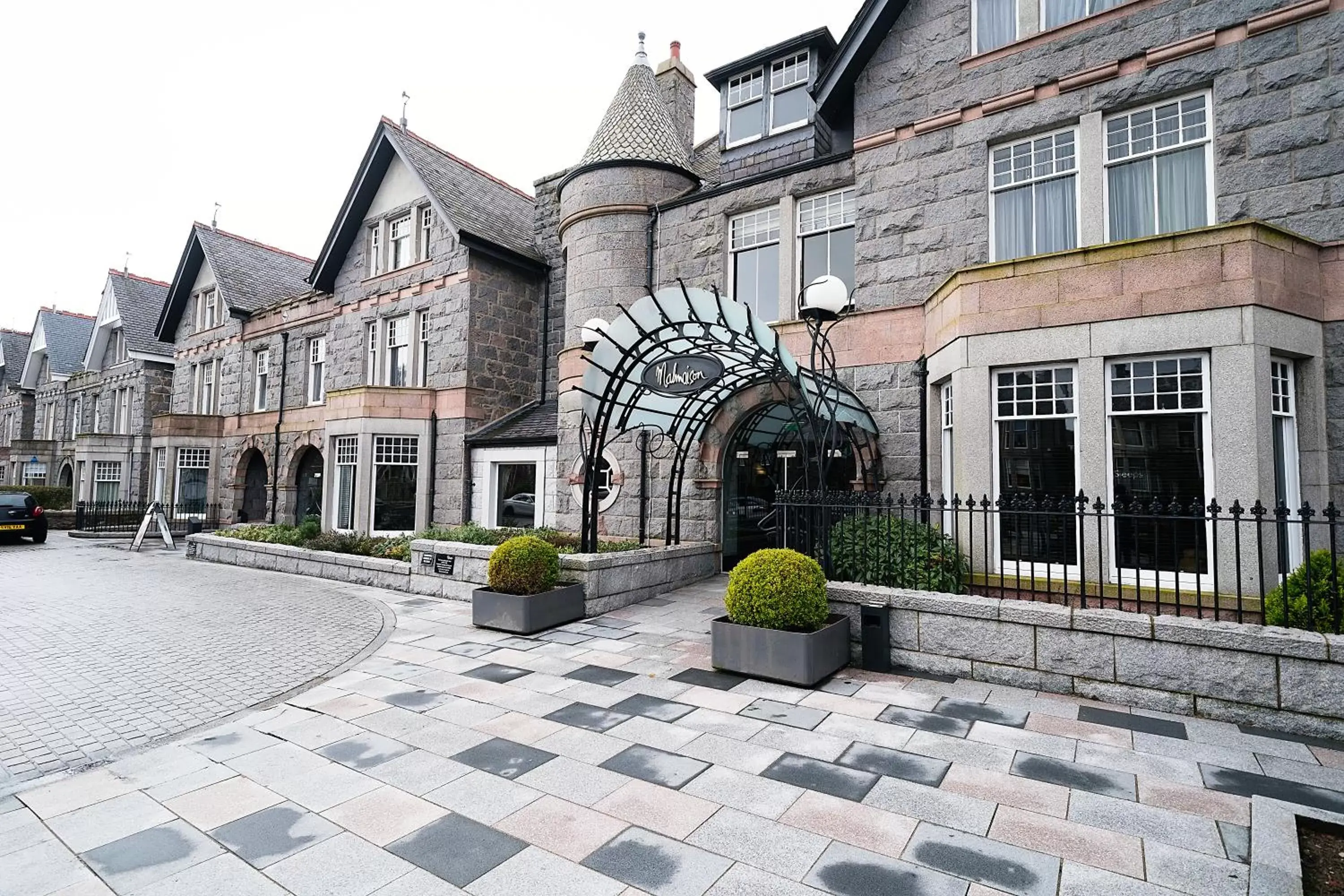 Property Building in Malmaison Aberdeen