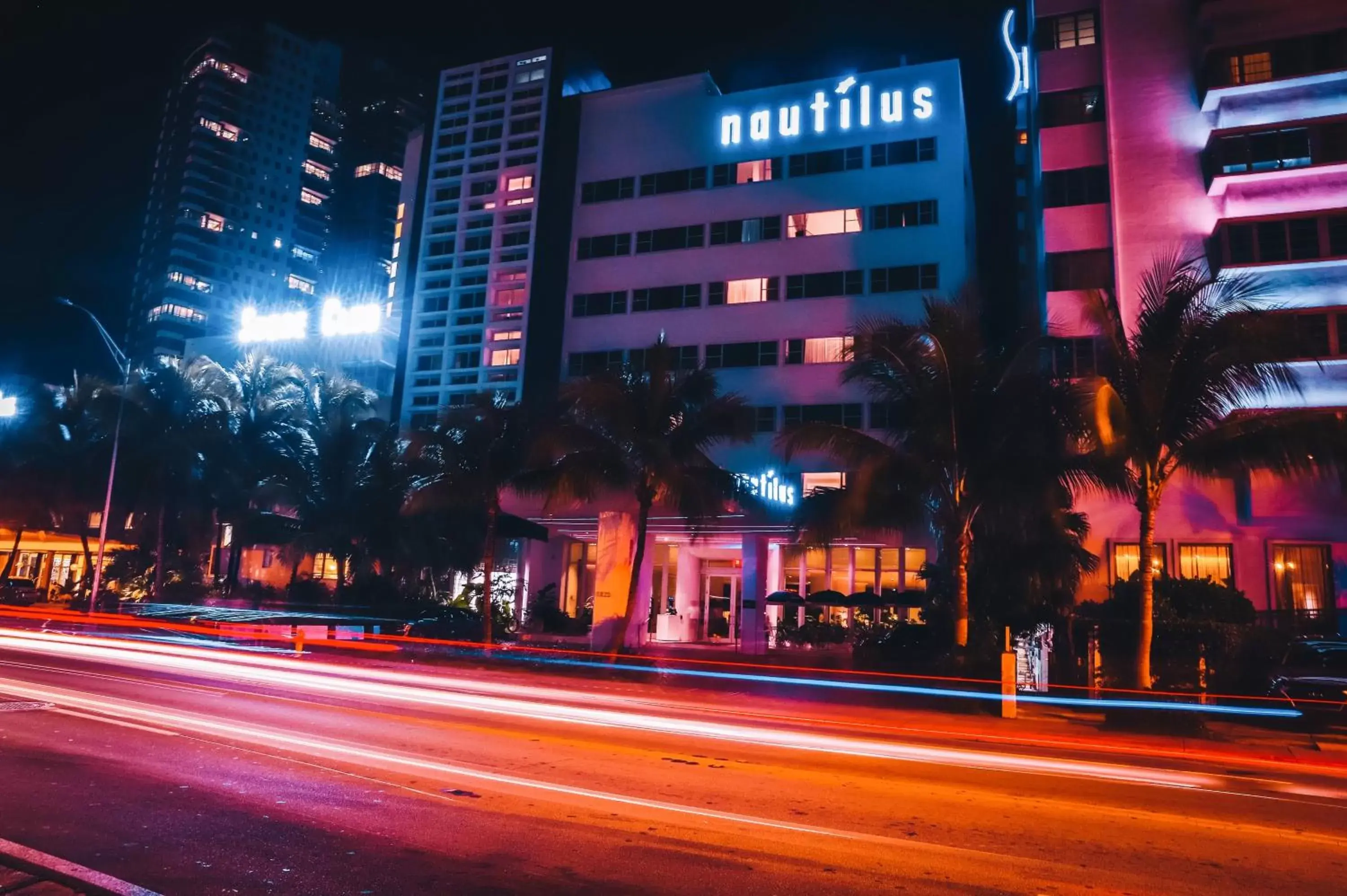 Property Building in Nautilus Sonesta Miami Beach