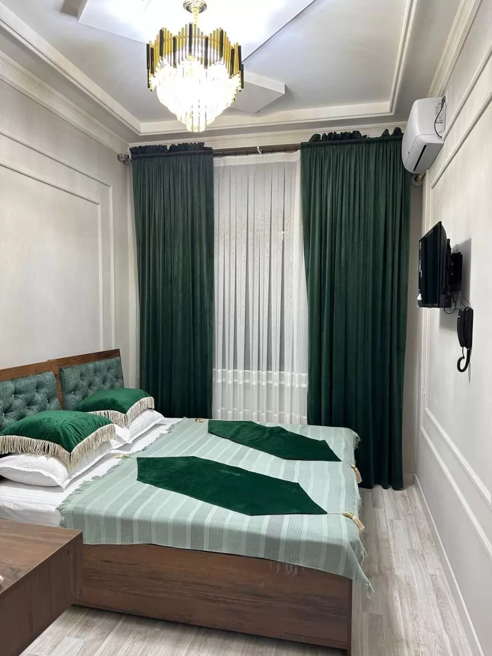 Bed in Hayat Samarkand