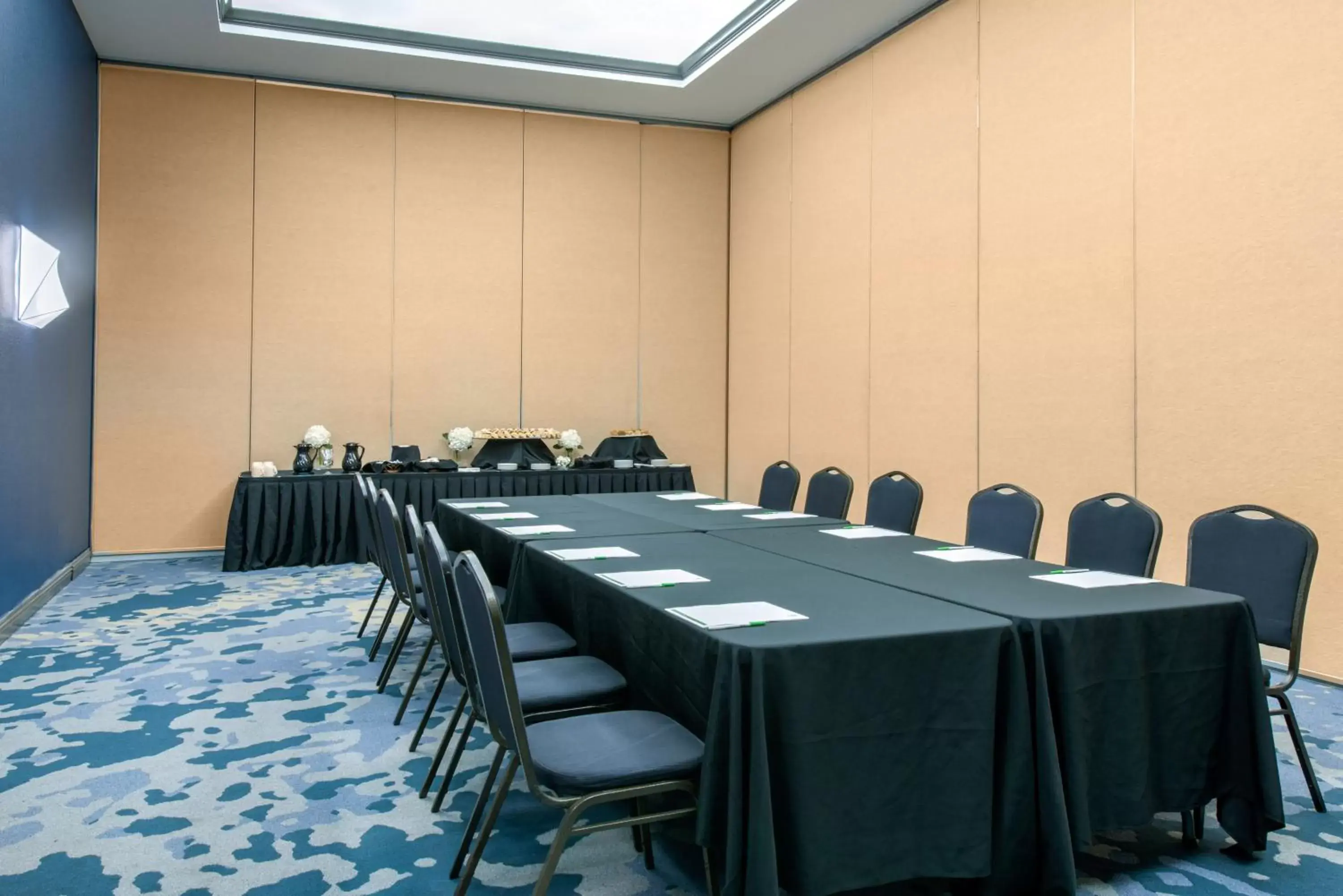 Meeting/conference room in Holiday Inn Melbourne-Viera Conference Ctr, an IHG Hotel