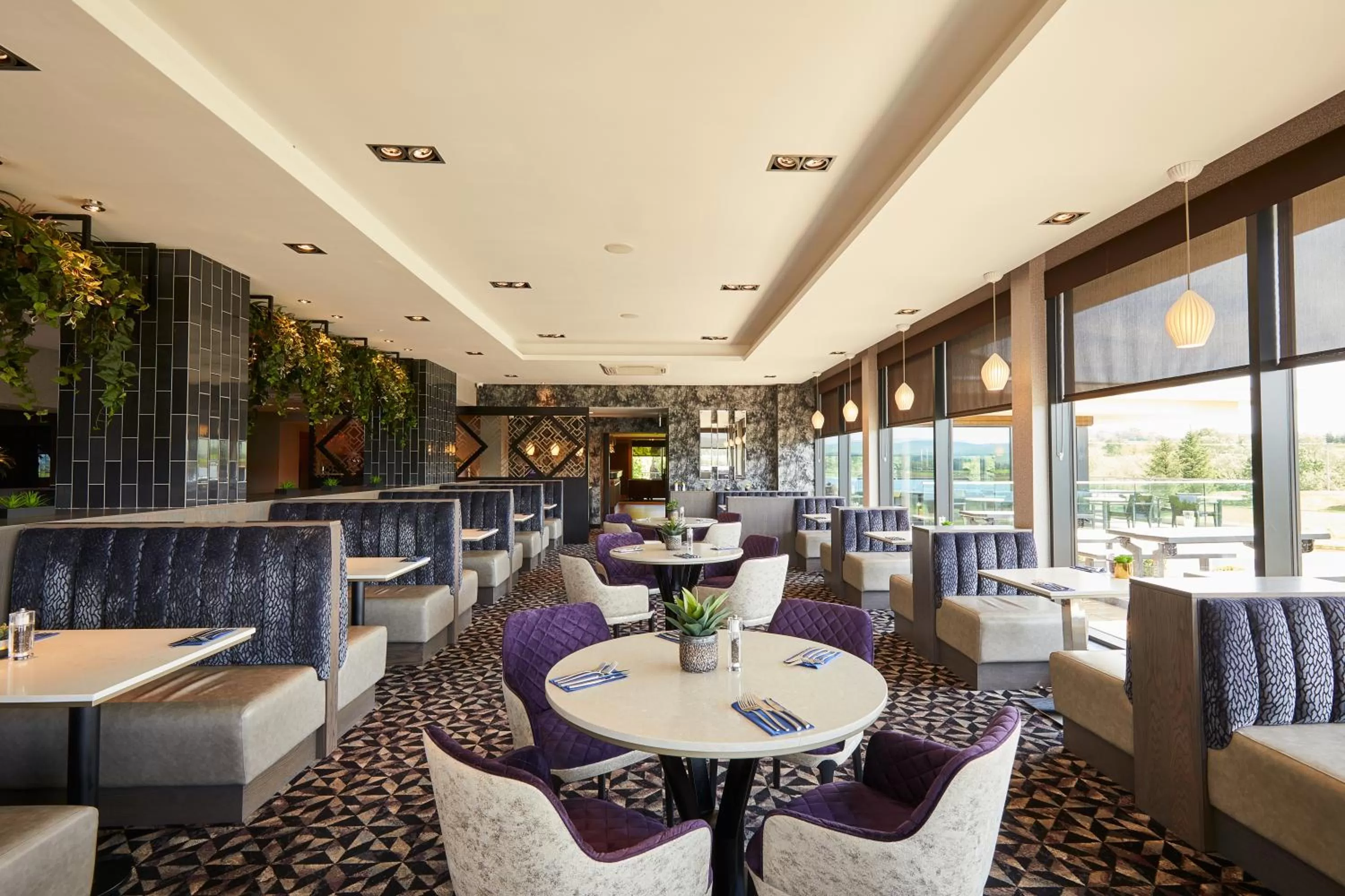 Restaurant/places to eat in Lochside House Hotel & Spa