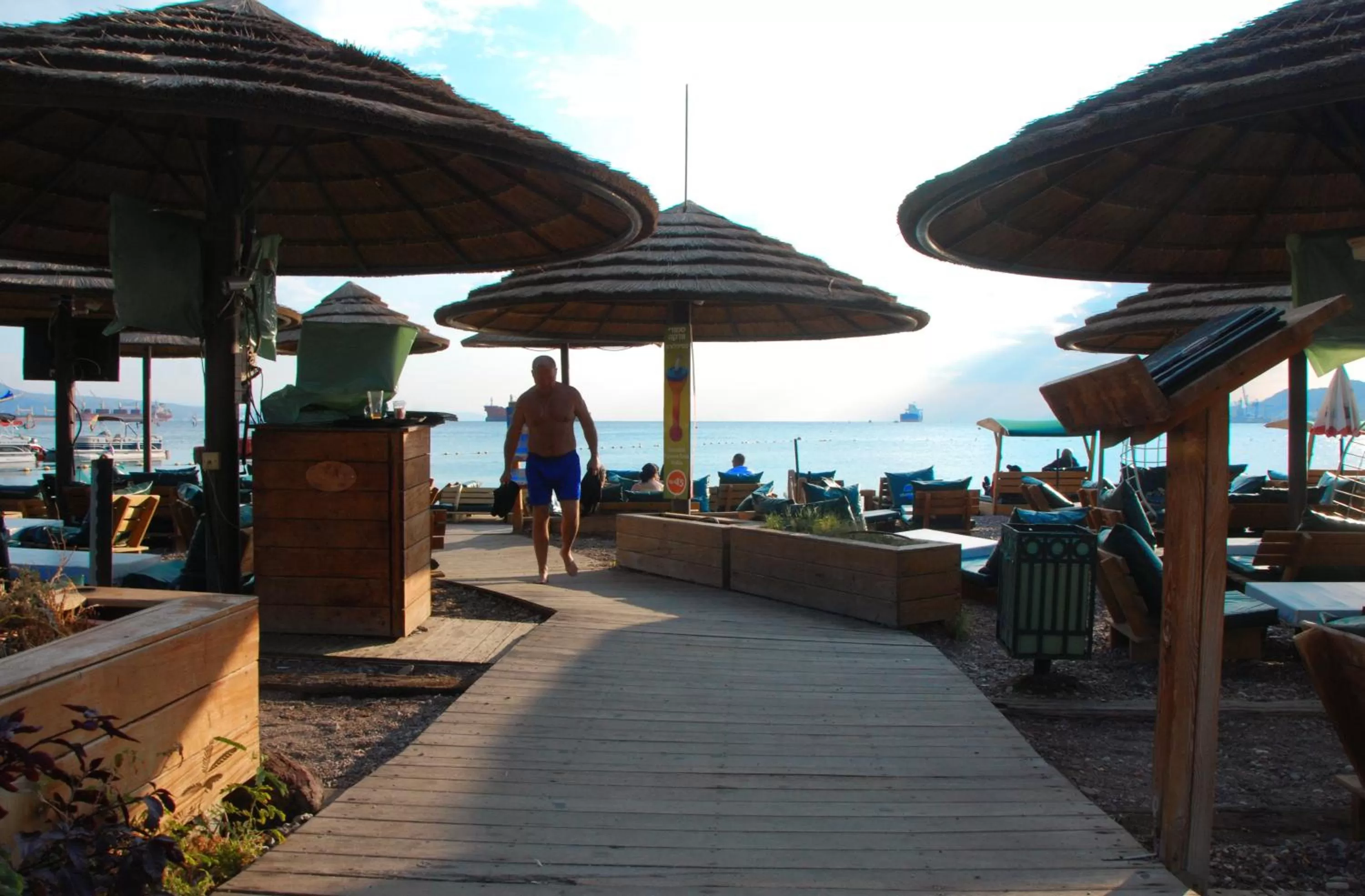 Guests in Hotel Maman