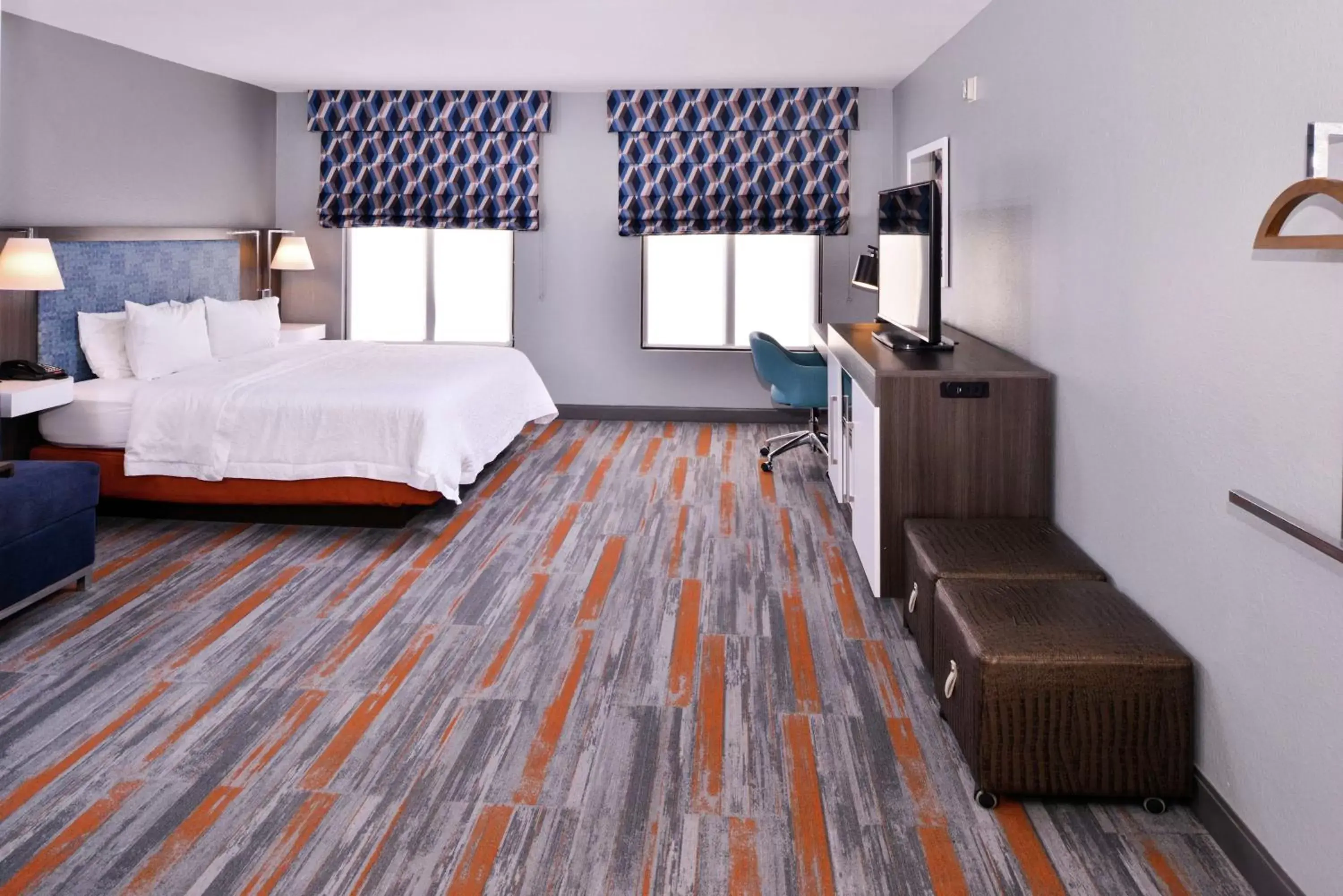 Bedroom, Bed in Hampton Inn & Suites Legacy Park-Frisco