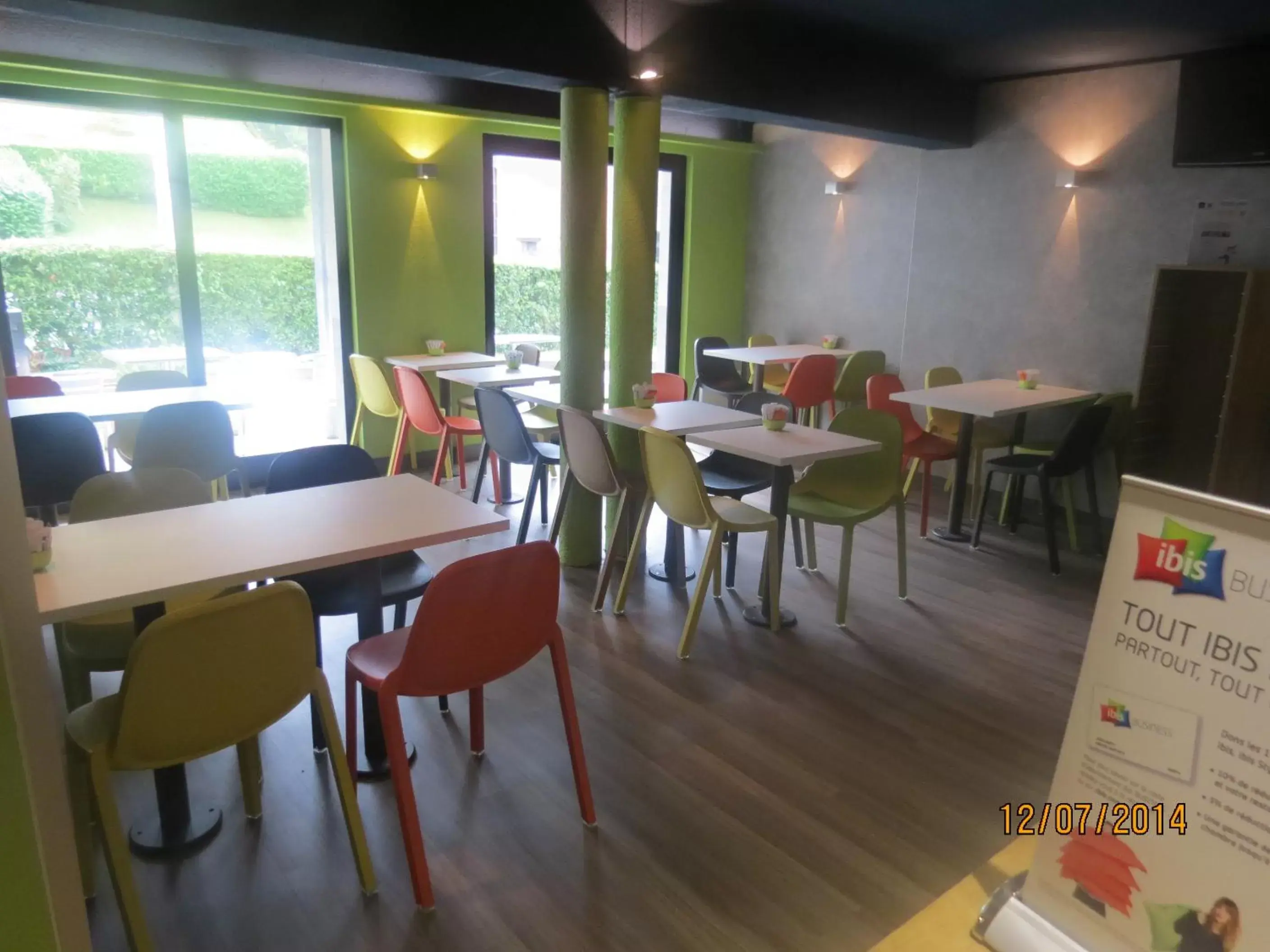 Breakfast, Restaurant/Places to Eat in ibis budget Remiremont