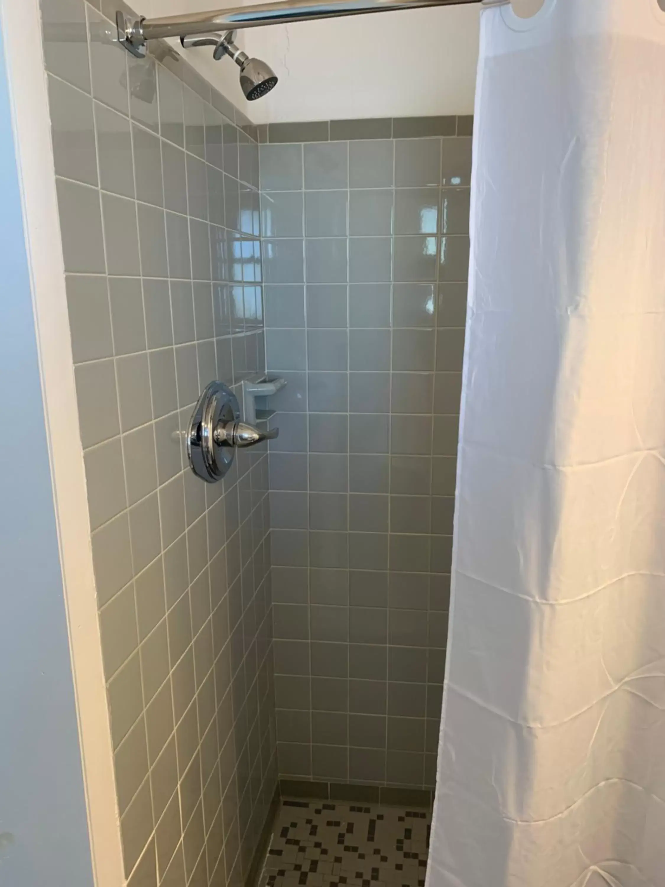 Bathroom in Cape Motel
