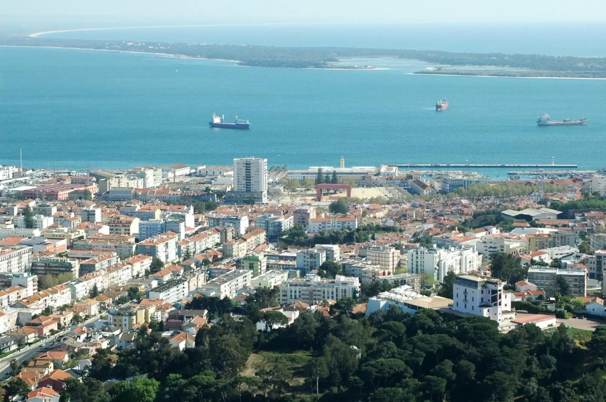 City view, Bird's-eye View in B&B HOTEL Sado Setúbal