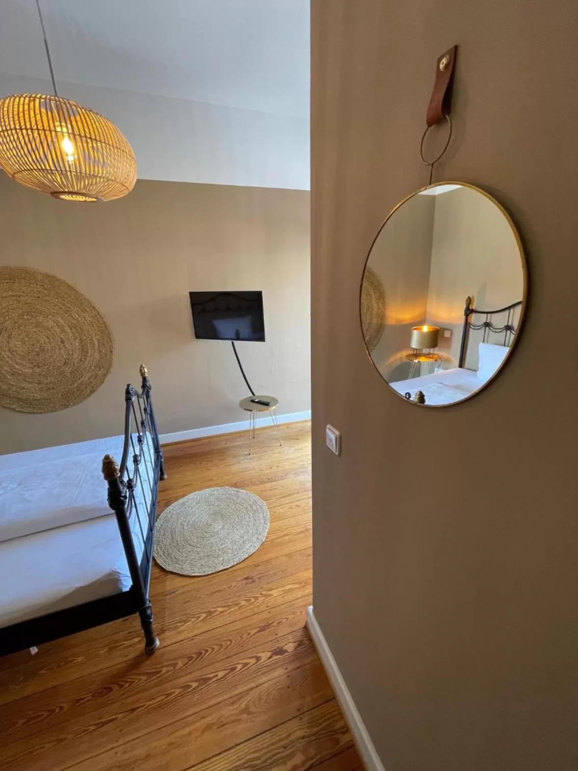 Photo of the whole room, Bed in AUERSTEIN-Hotels auerstein & auerstein-mono