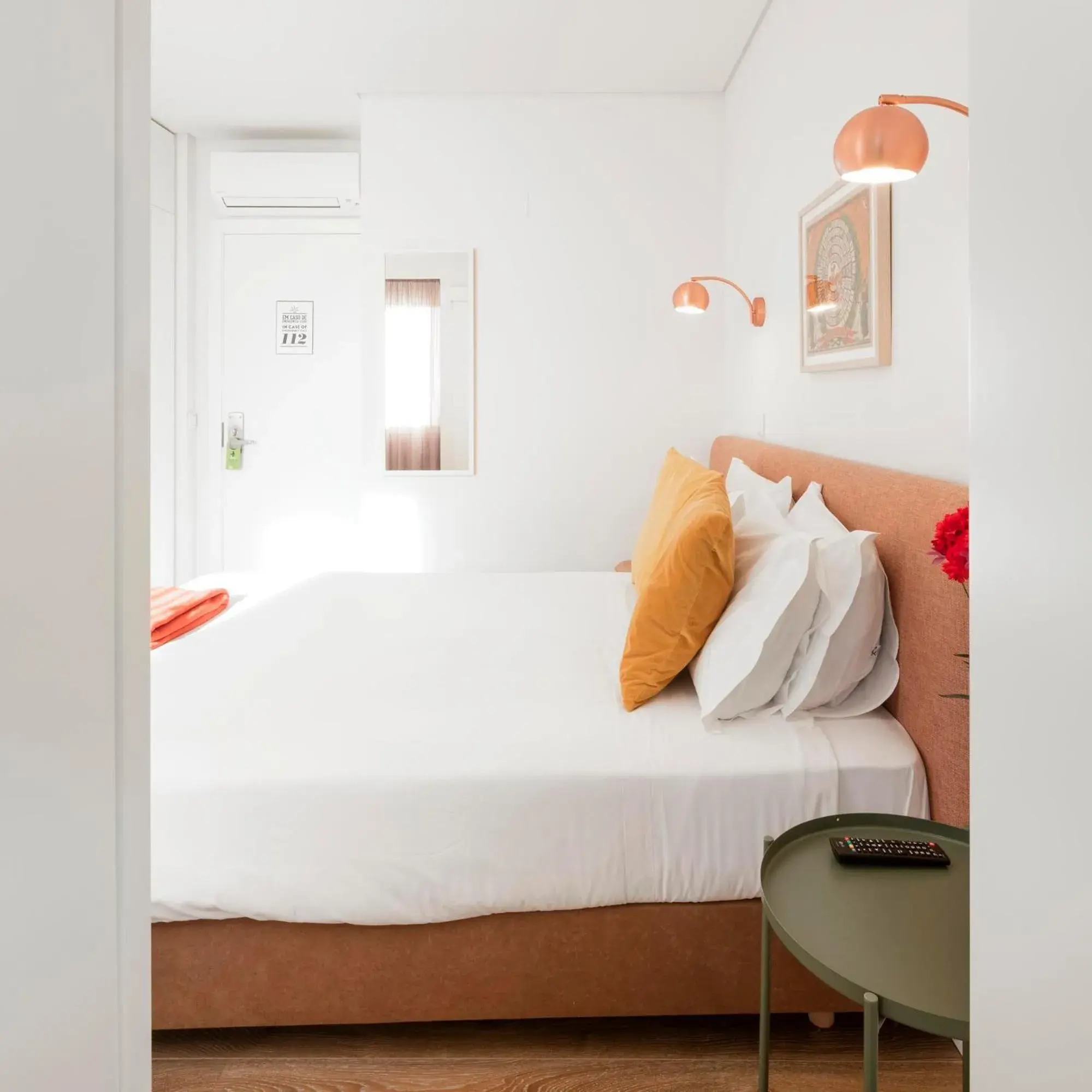Bedroom, Bed in Lisbon Serviced Apartments - Chiado Emenda