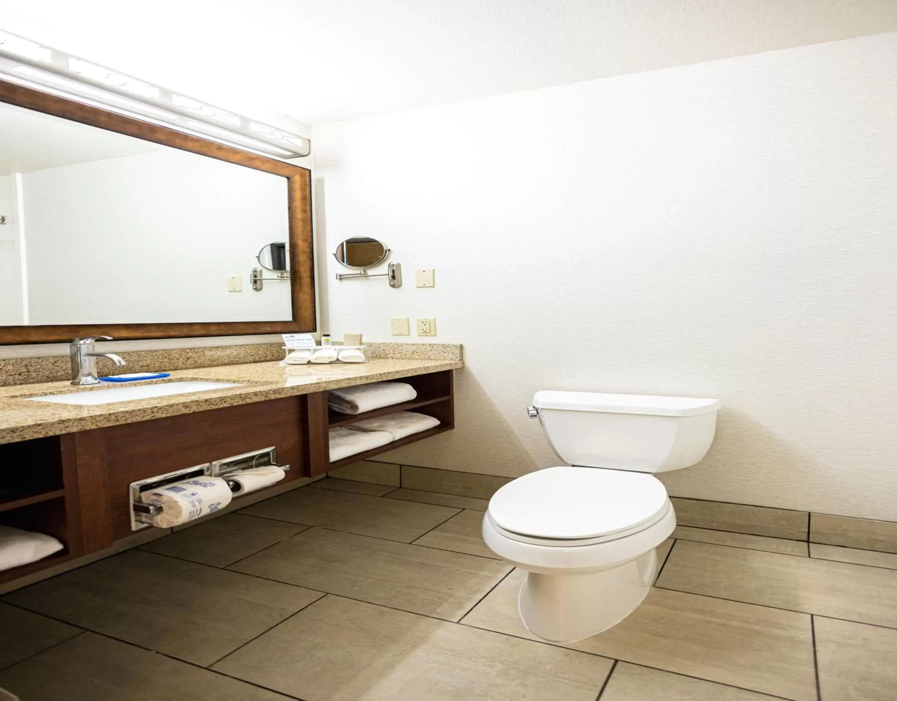 Bathroom in Holiday Inn Express Berkeley, an IHG Hotel