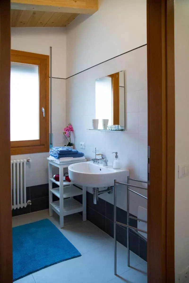 Bathroom in Bed Portavenezia