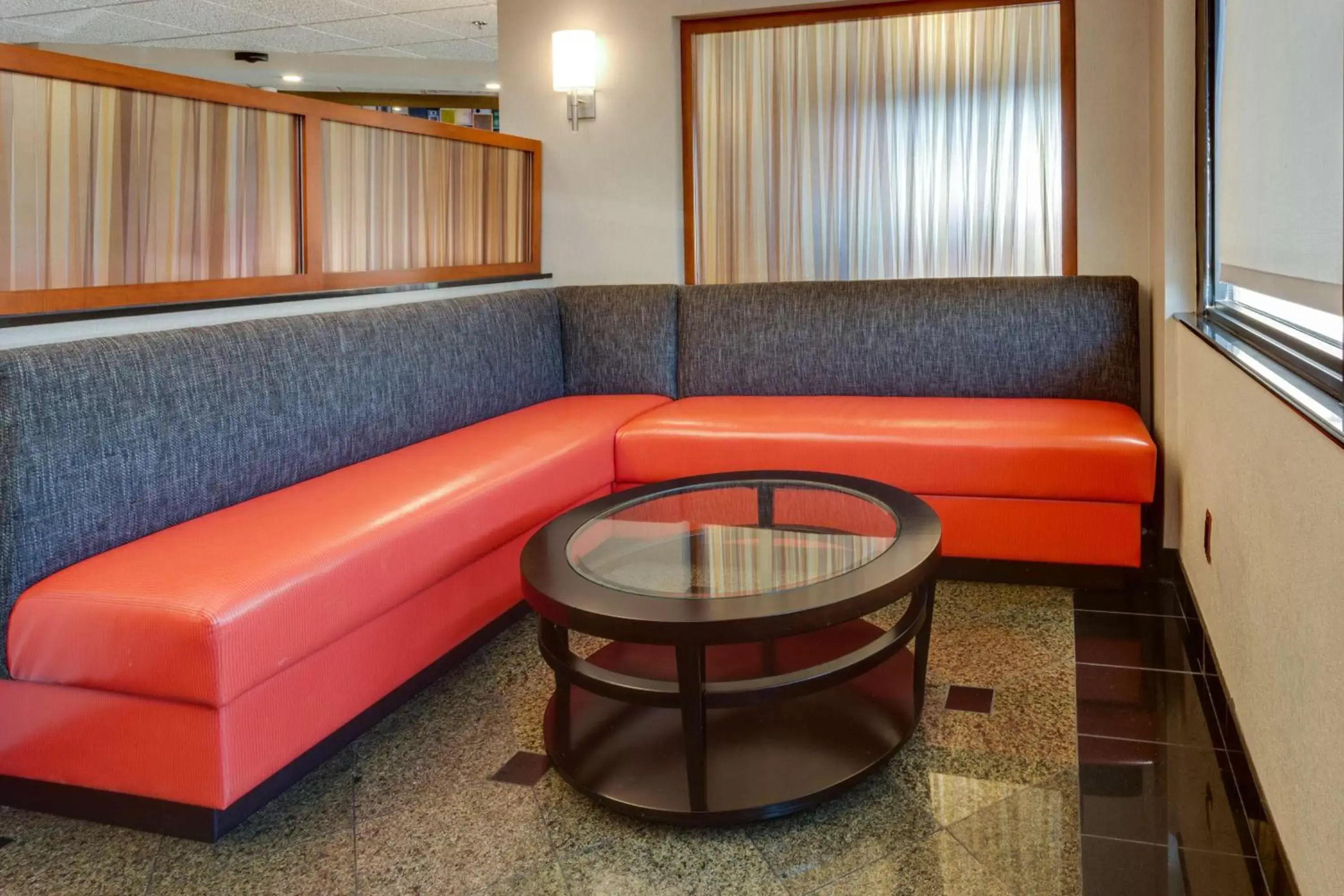 Lobby or reception, Seating Area in Drury Inn & Suites Memphis Southaven