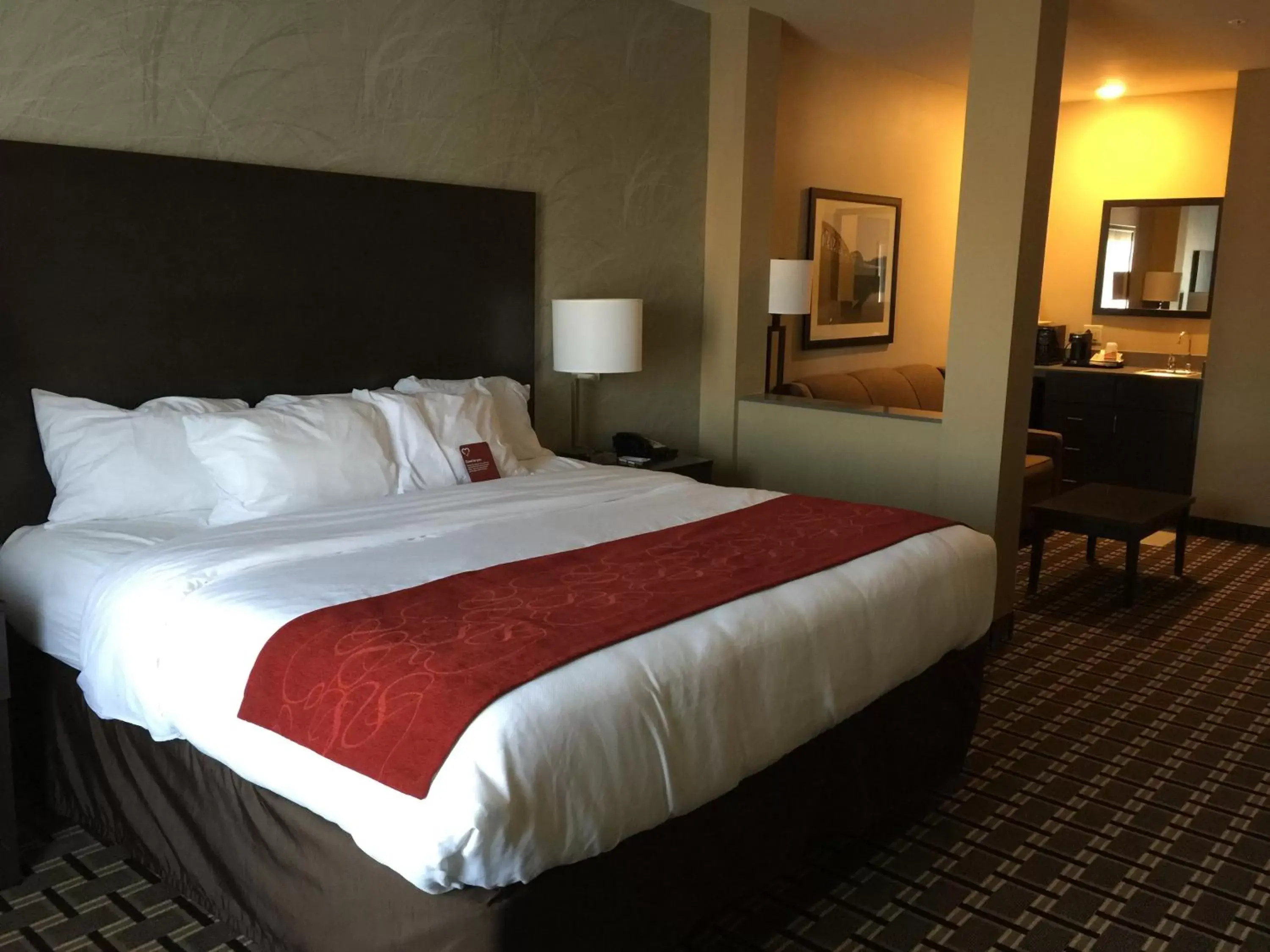 Bed in Comfort Suites Uniontown Bed in Comfort Suites Uniontown