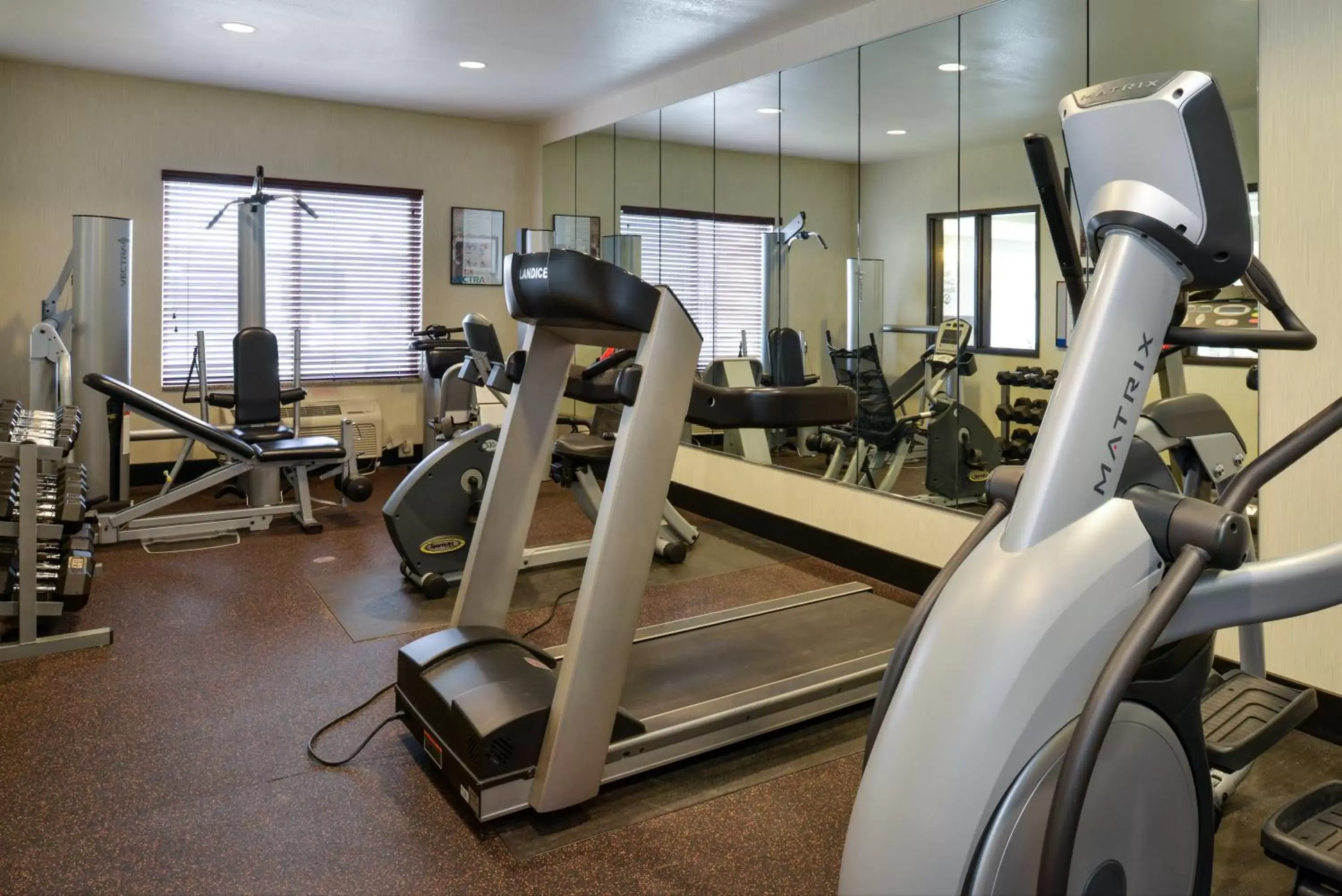 Fitness centre/facilities, Fitness Center/Facilities in Holiday Inn Express Hotel & Suites Cherry Hills, an IHG Hotel