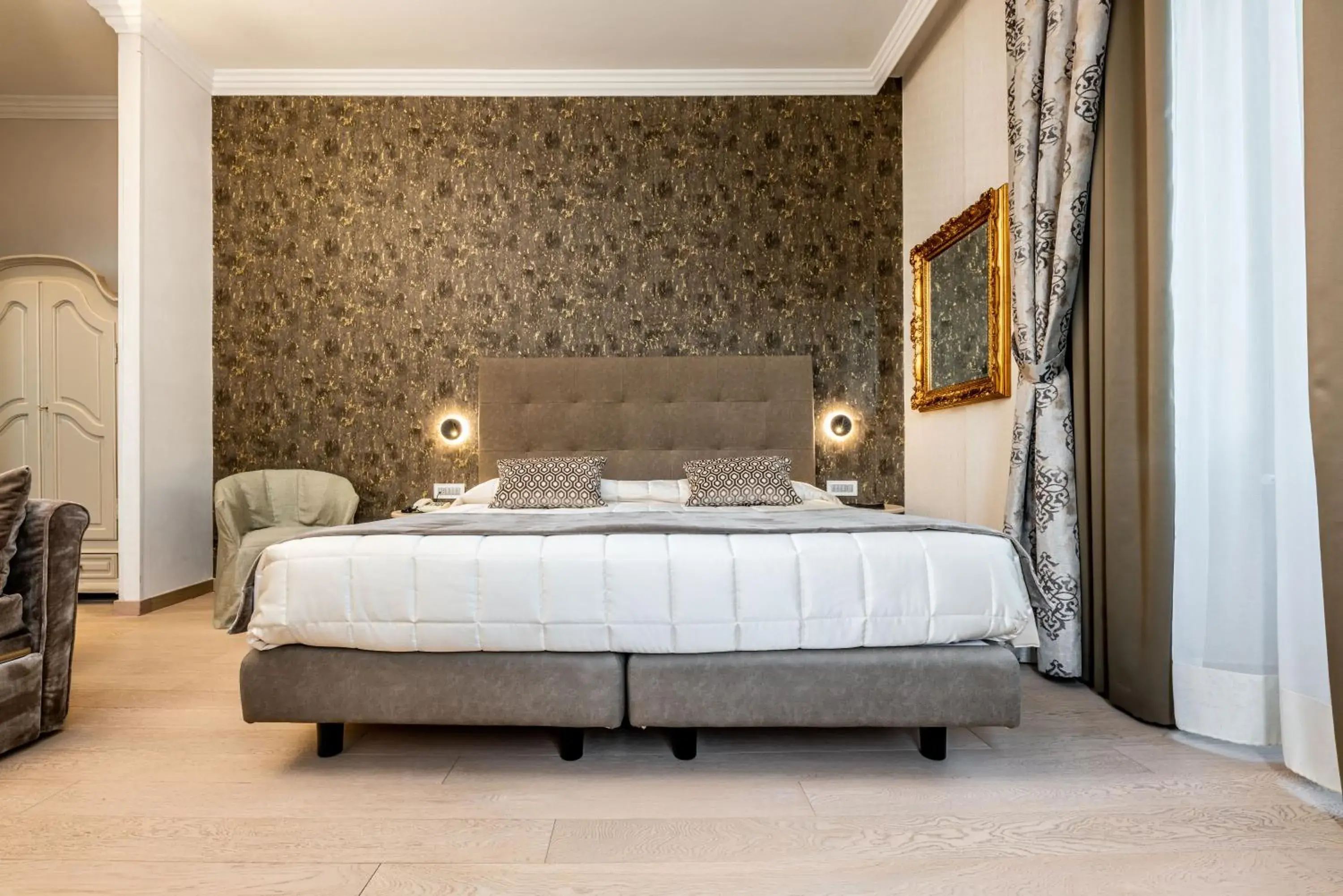 Bed in Hotel Villa Madruzzo