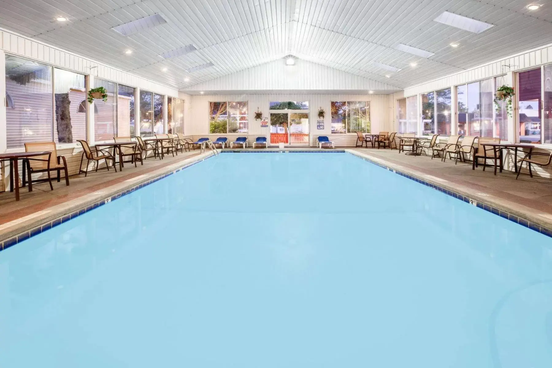 Swimming Pool in Super 8 Beachfront by Wyndham Mackinaw City, MI