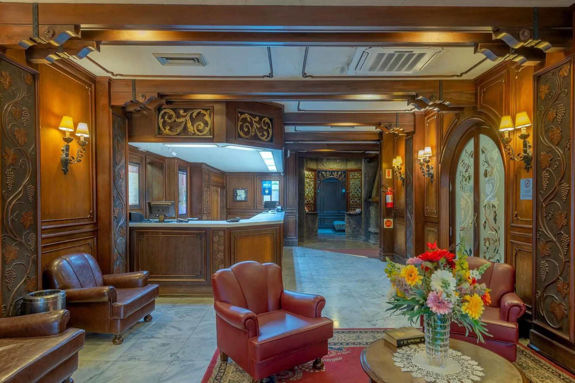 Lobby or reception in Hotel Glória Blumenau