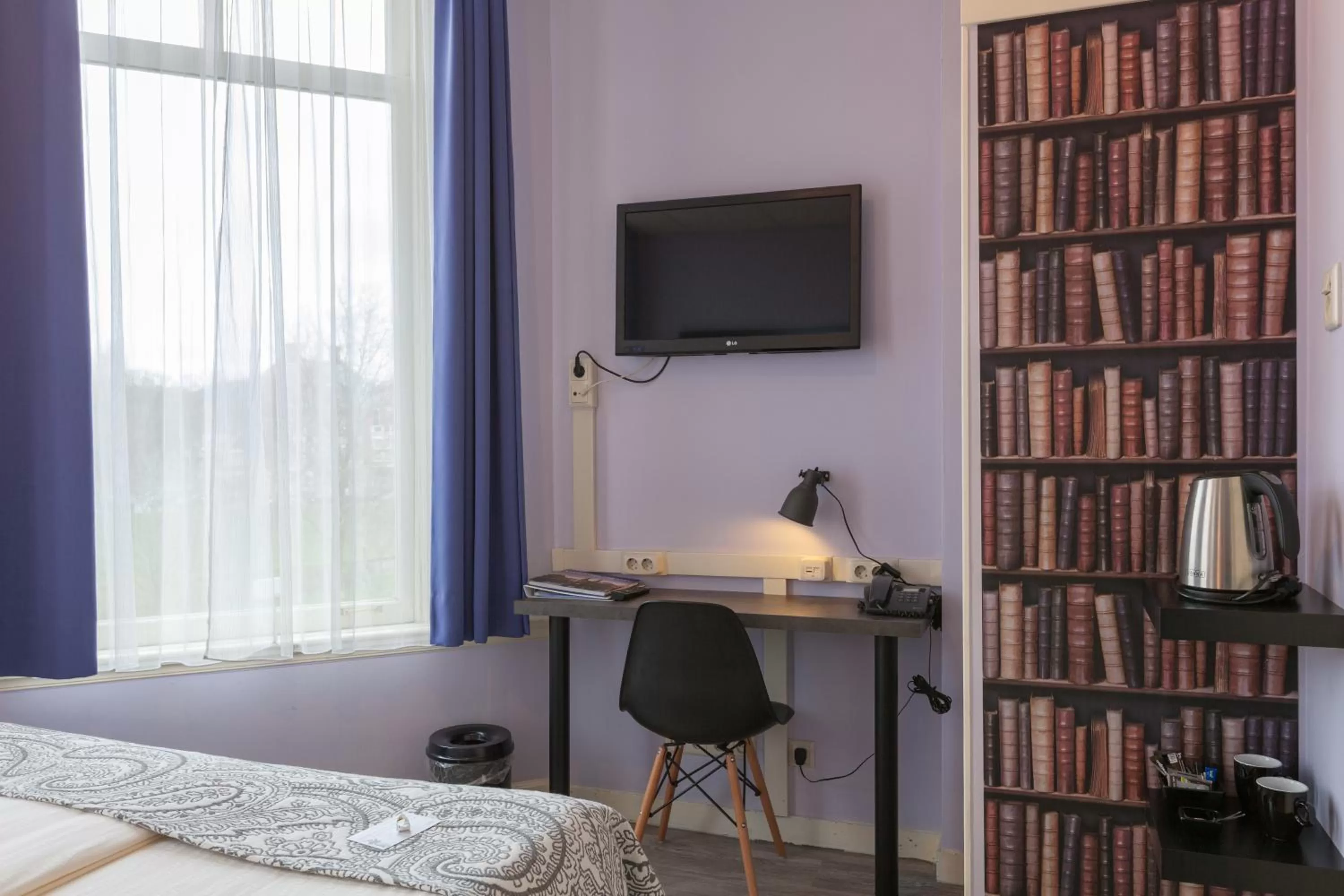 Photo of the whole room, Bed in Best Western Hotel Den Haag