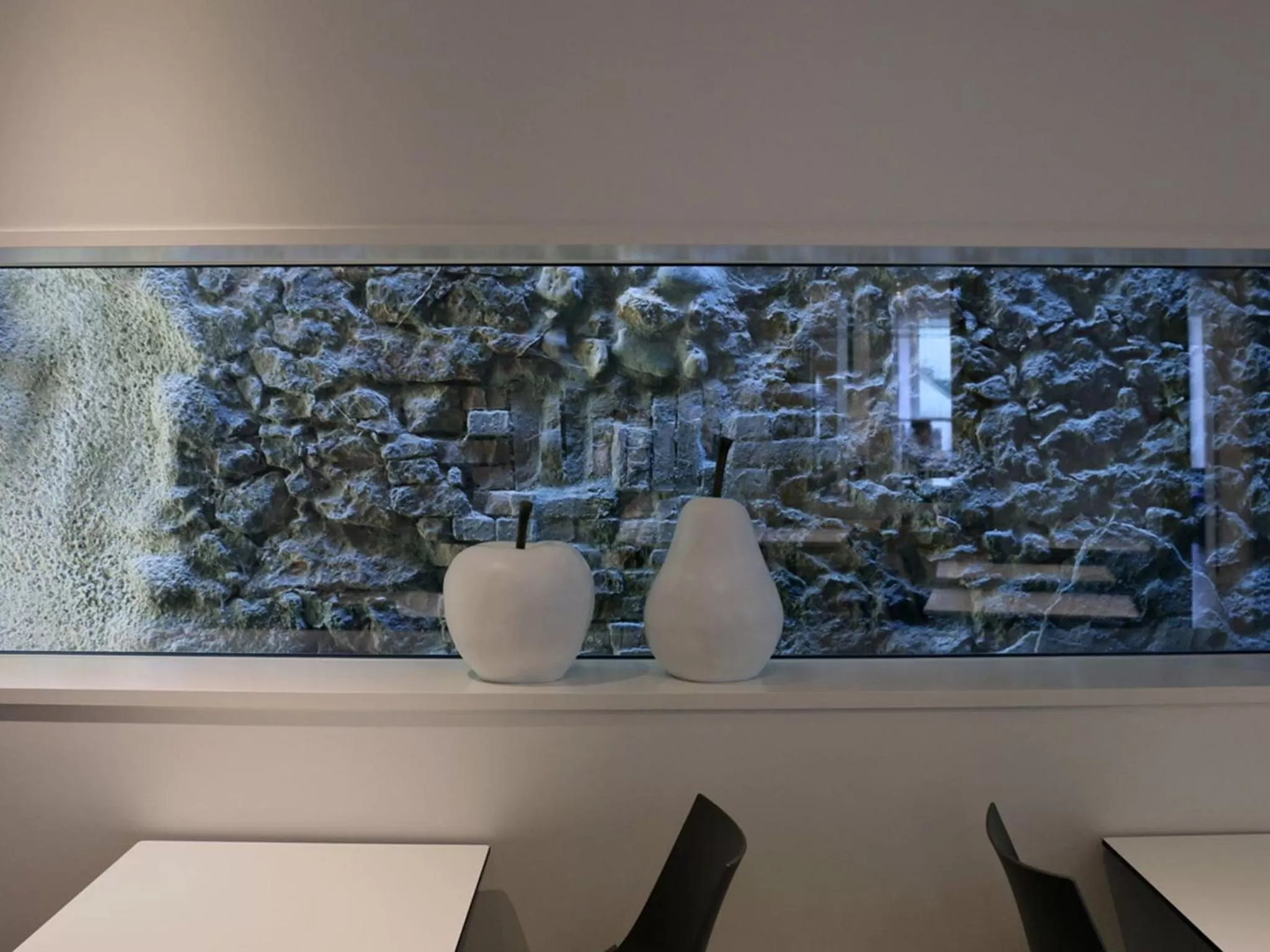 Decorative detail in Hôtel de l'Ecluse