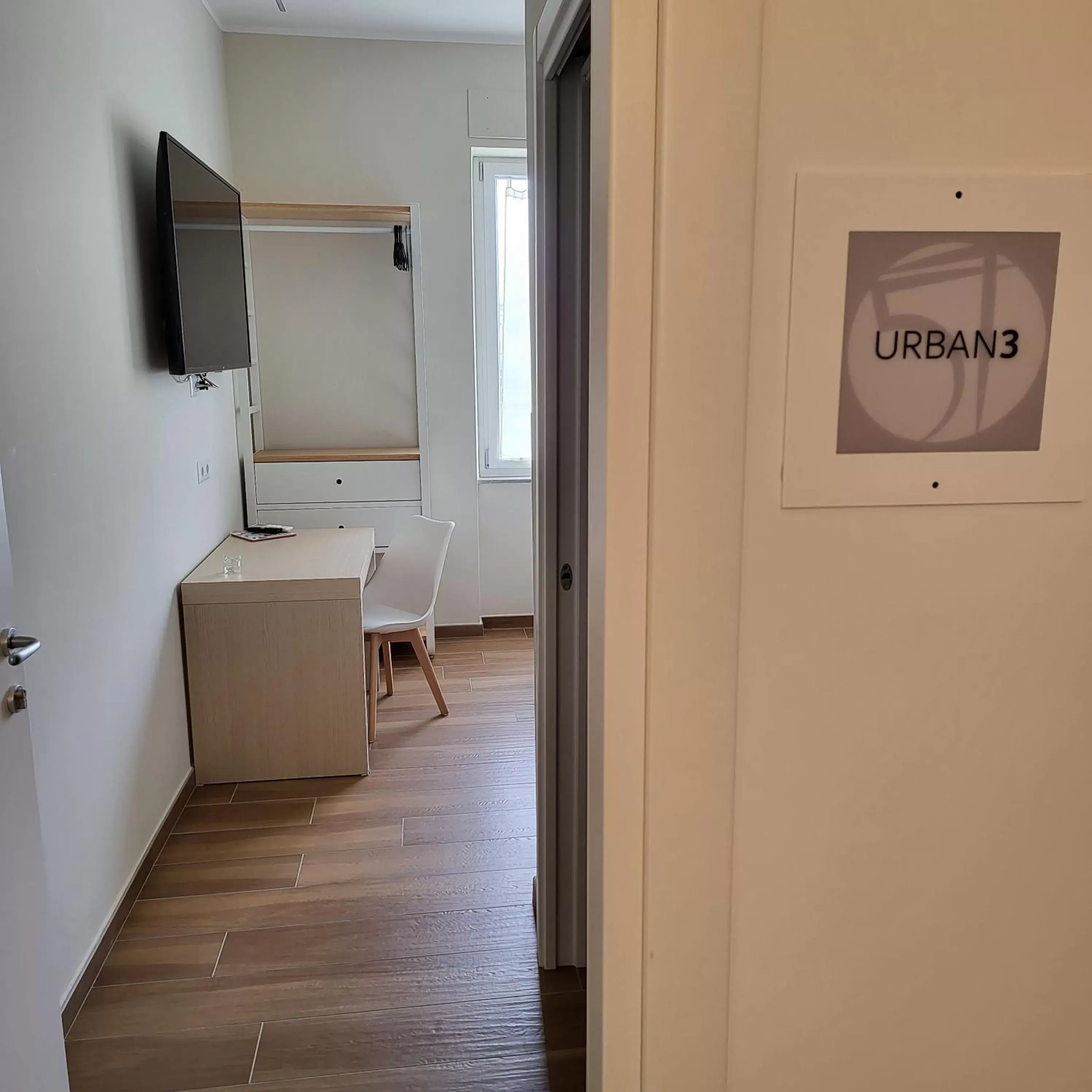 Double Room in B&B Salerno Urban Suite 57 Double Room in B&B Salerno Urban Suite 57