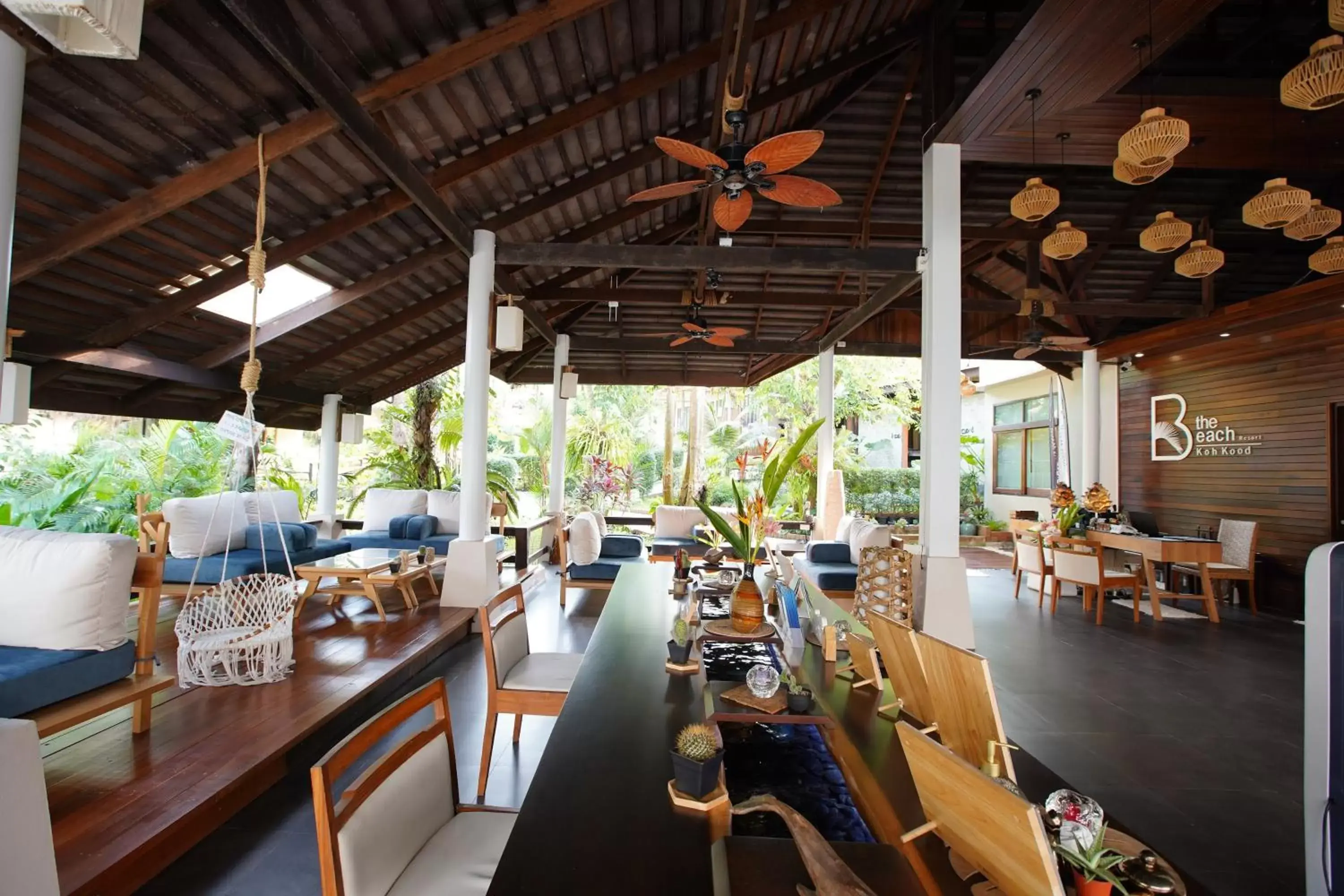 Lobby or reception in The Beach Natural Resort Koh Kood Lobby or reception in The Beach Natural Resort Koh Kood