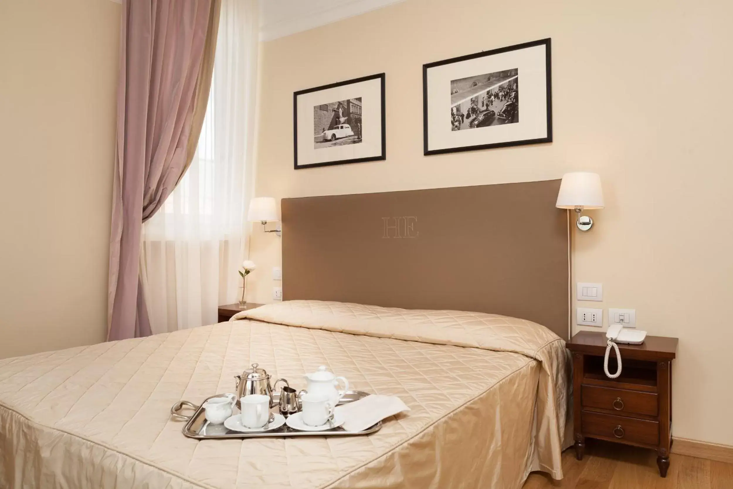Bedroom, Room Photo in Hotel Executive