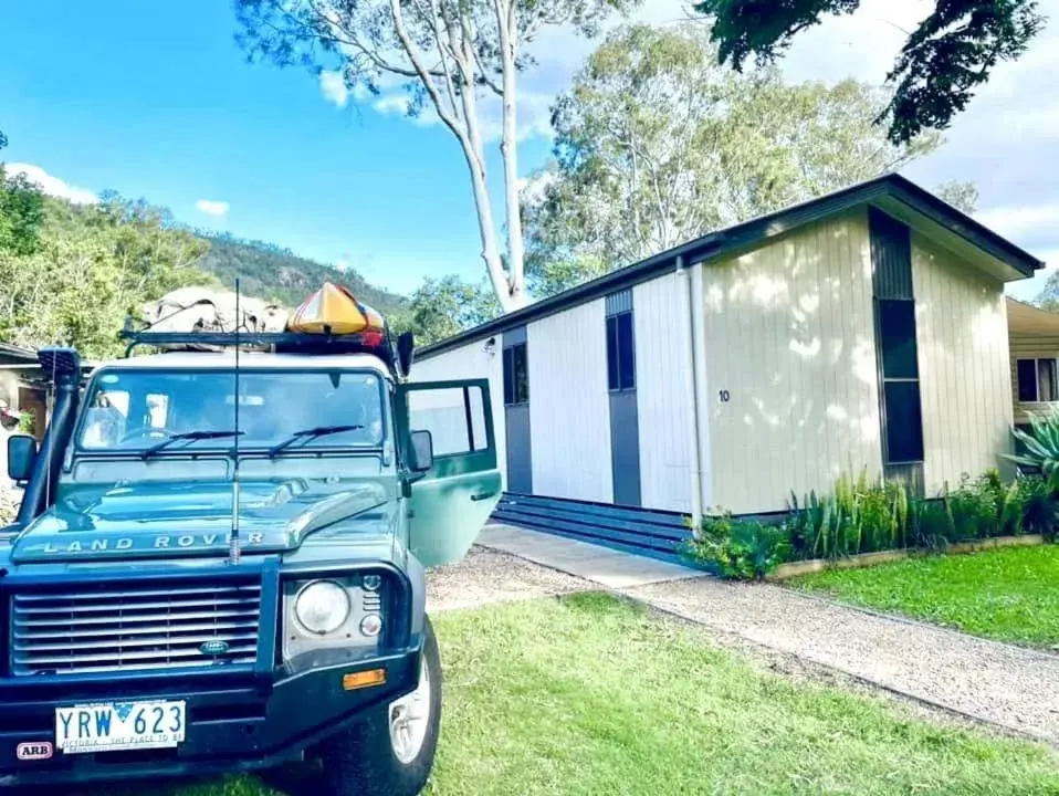 Facade/entrance, Property Building in Esk Caravan Park & Rail Trail Motel