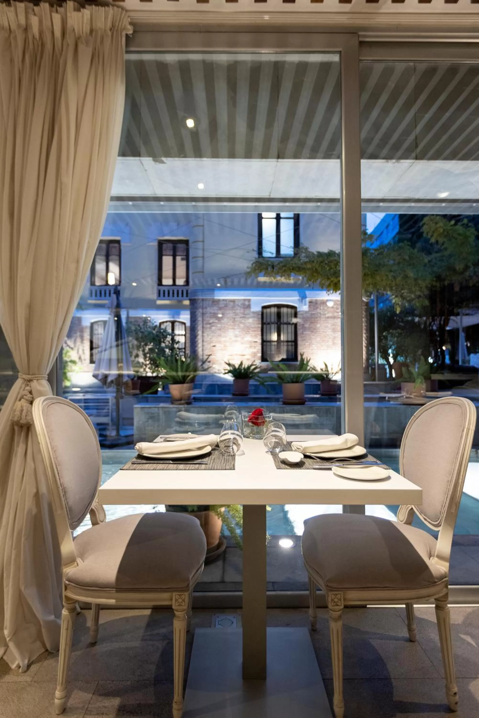 Restaurant/places to eat in Hospes Palacio de los Patos, a Member of Design Hotels