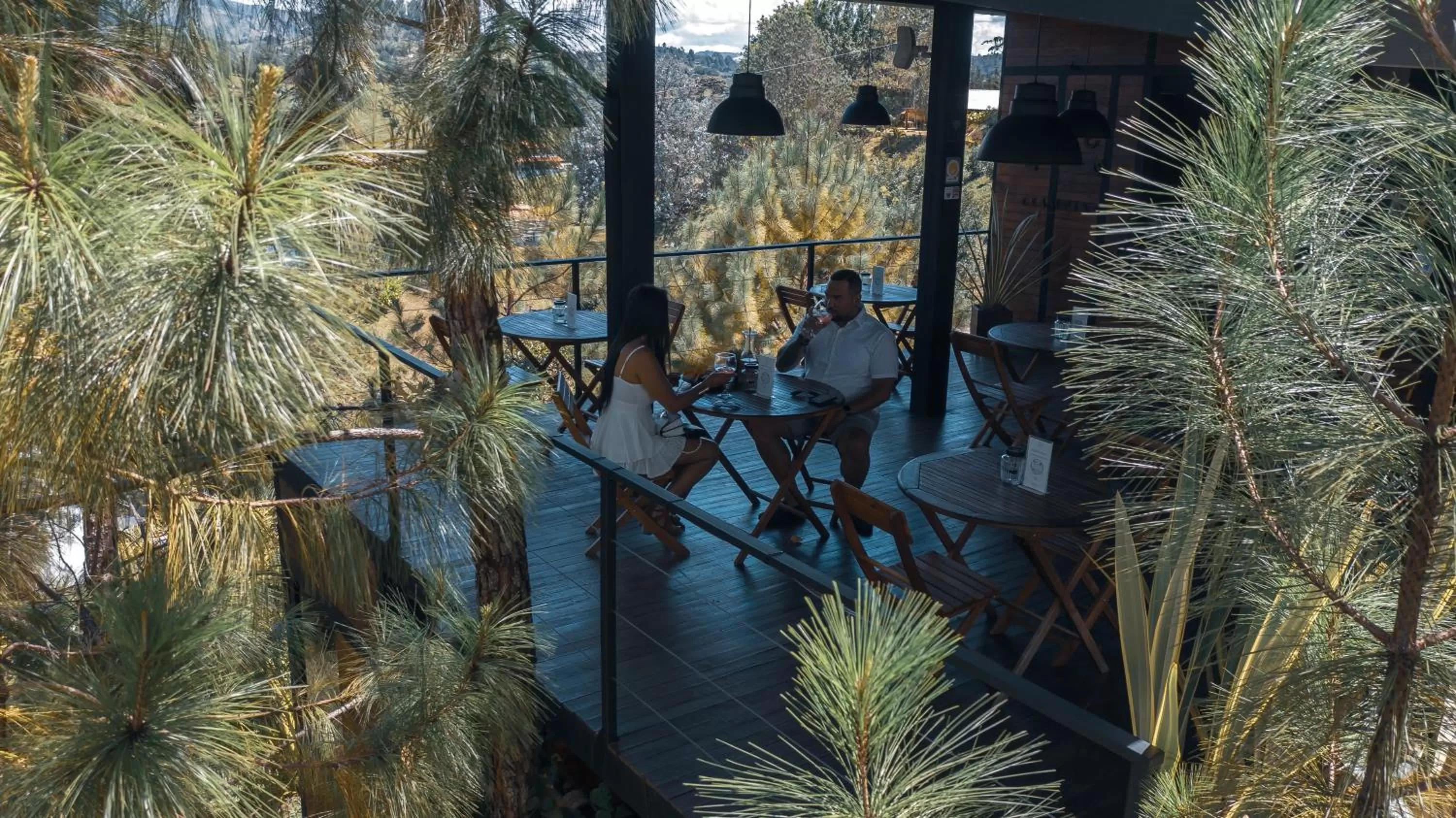 Restaurant/places to eat in Domus Glamping Guatapé