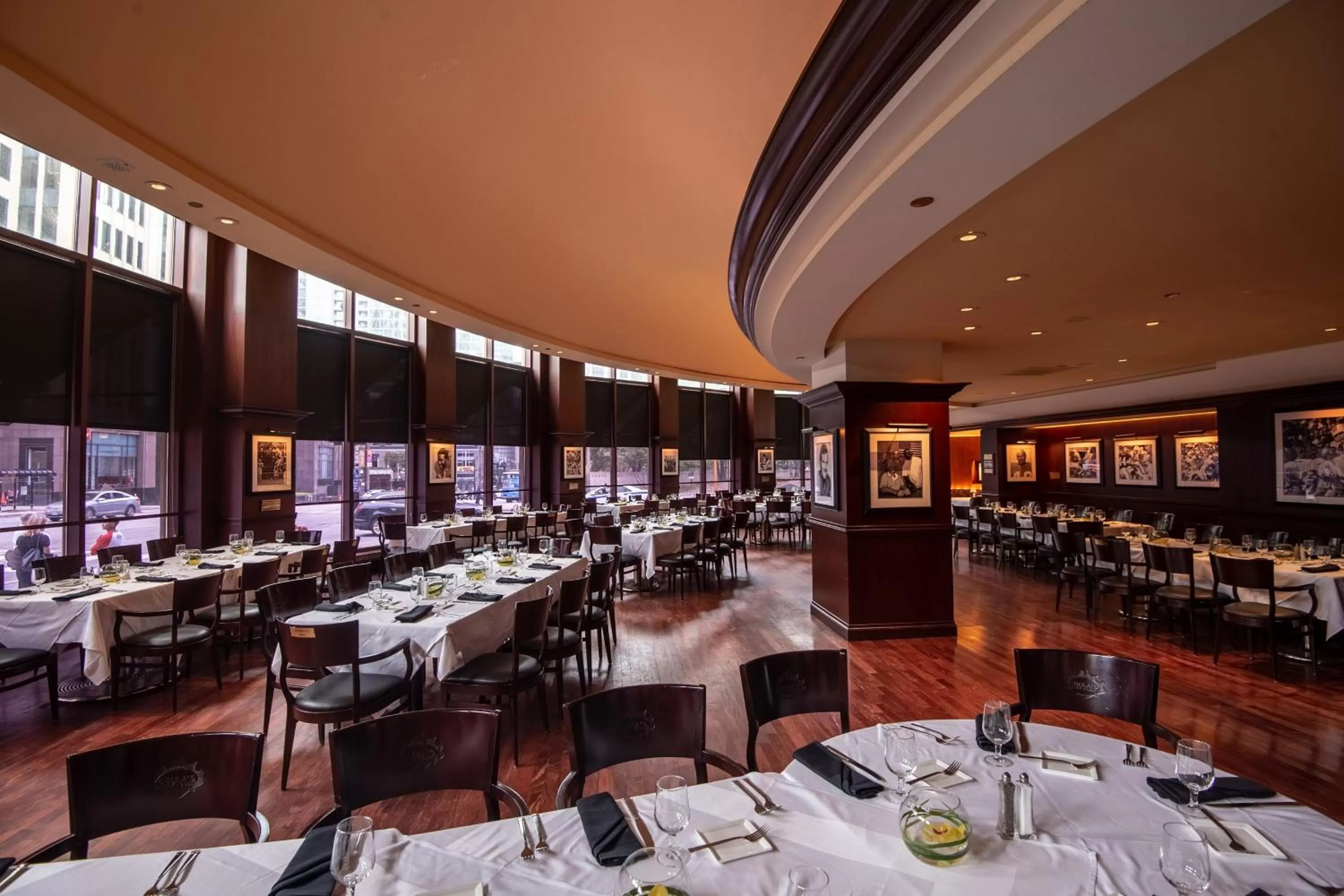 Restaurant/places to eat in Sheraton Grand Chicago Riverwalk