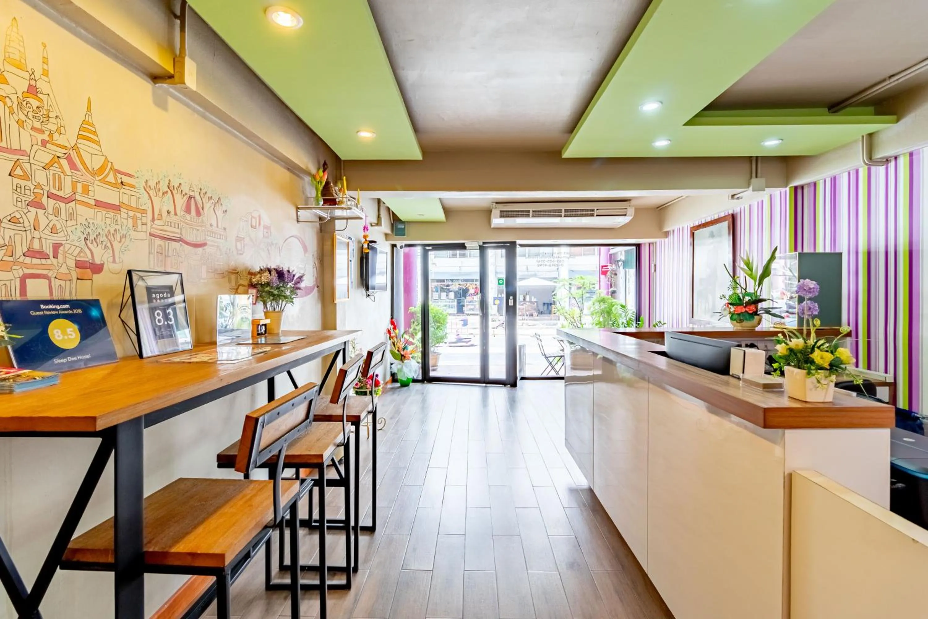 Lobby or reception in Sleep Dee Hostel