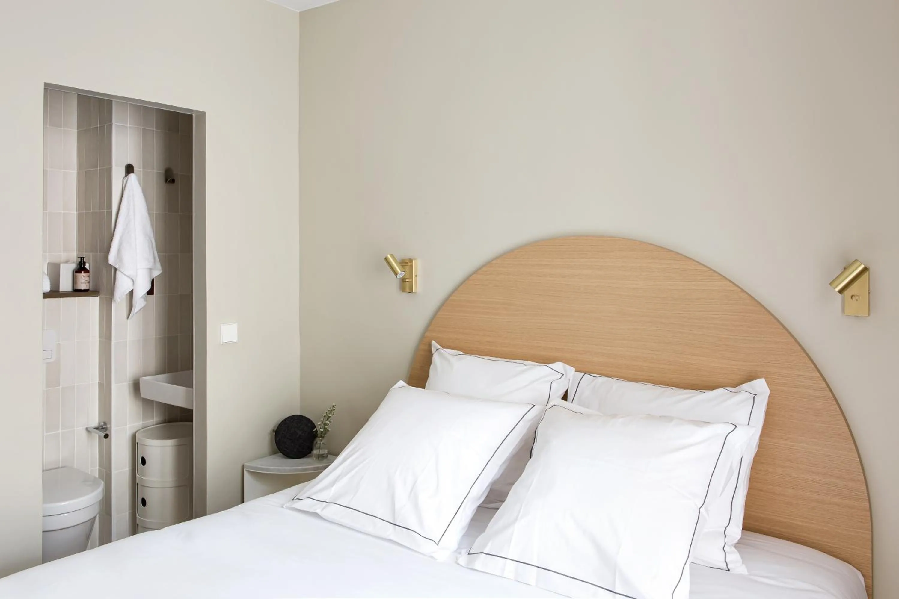 Bed in Hôtel AMI - Orso Hotels