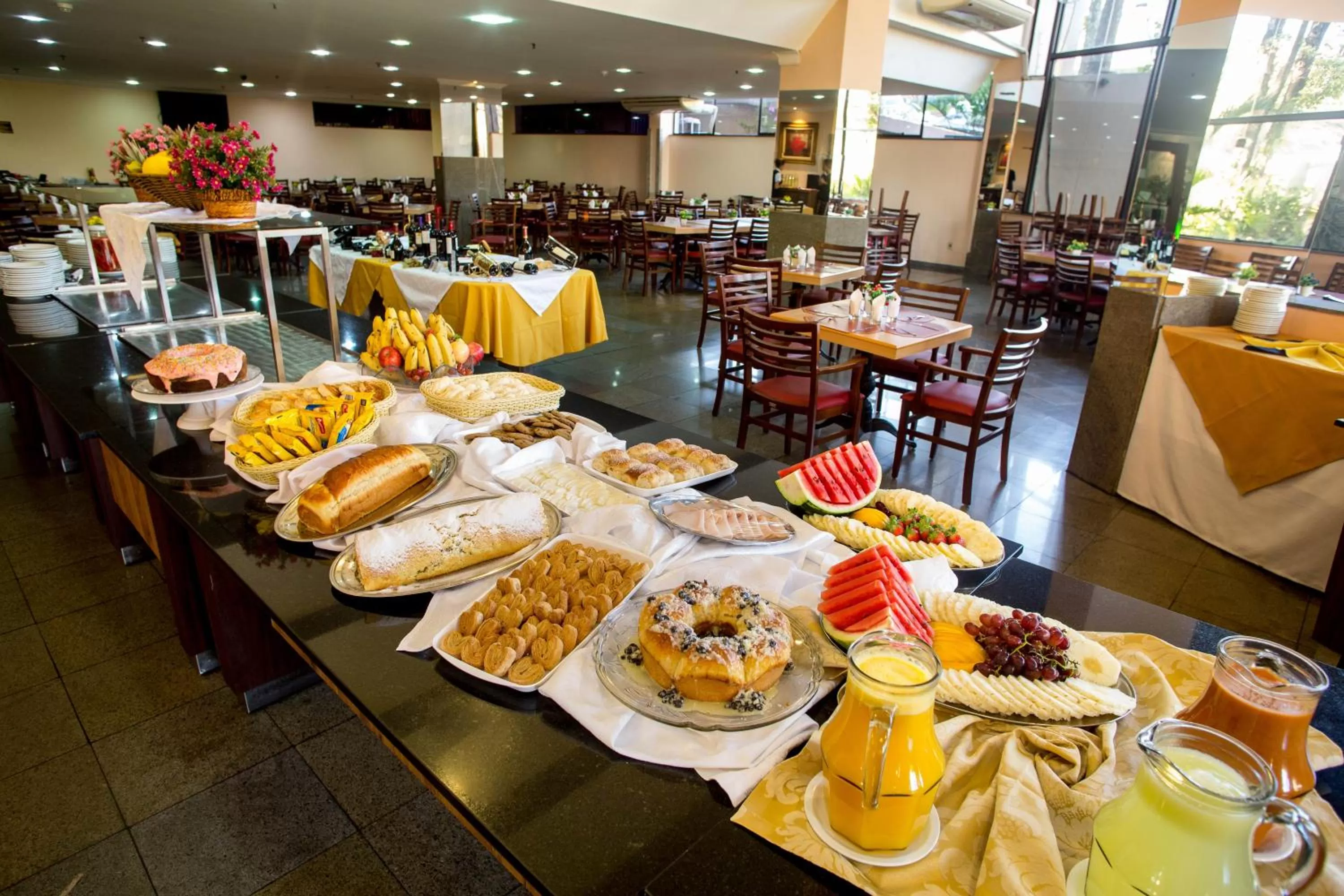 Breakfast in Hotel Nacional Inn Campinas Trevo