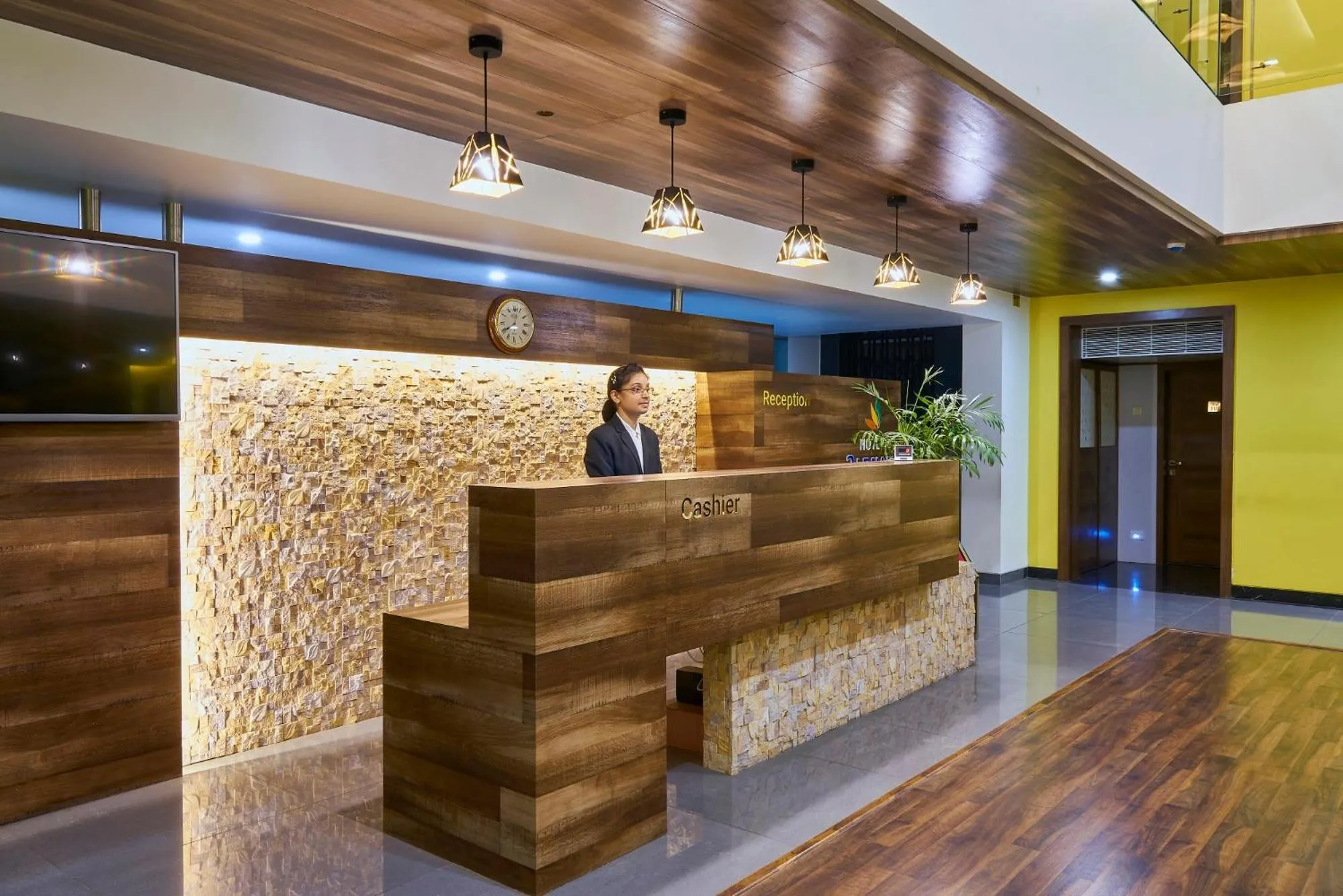 Lobby or reception in Hotel 3 Leaves NEAR CENTRAL BUS STAND