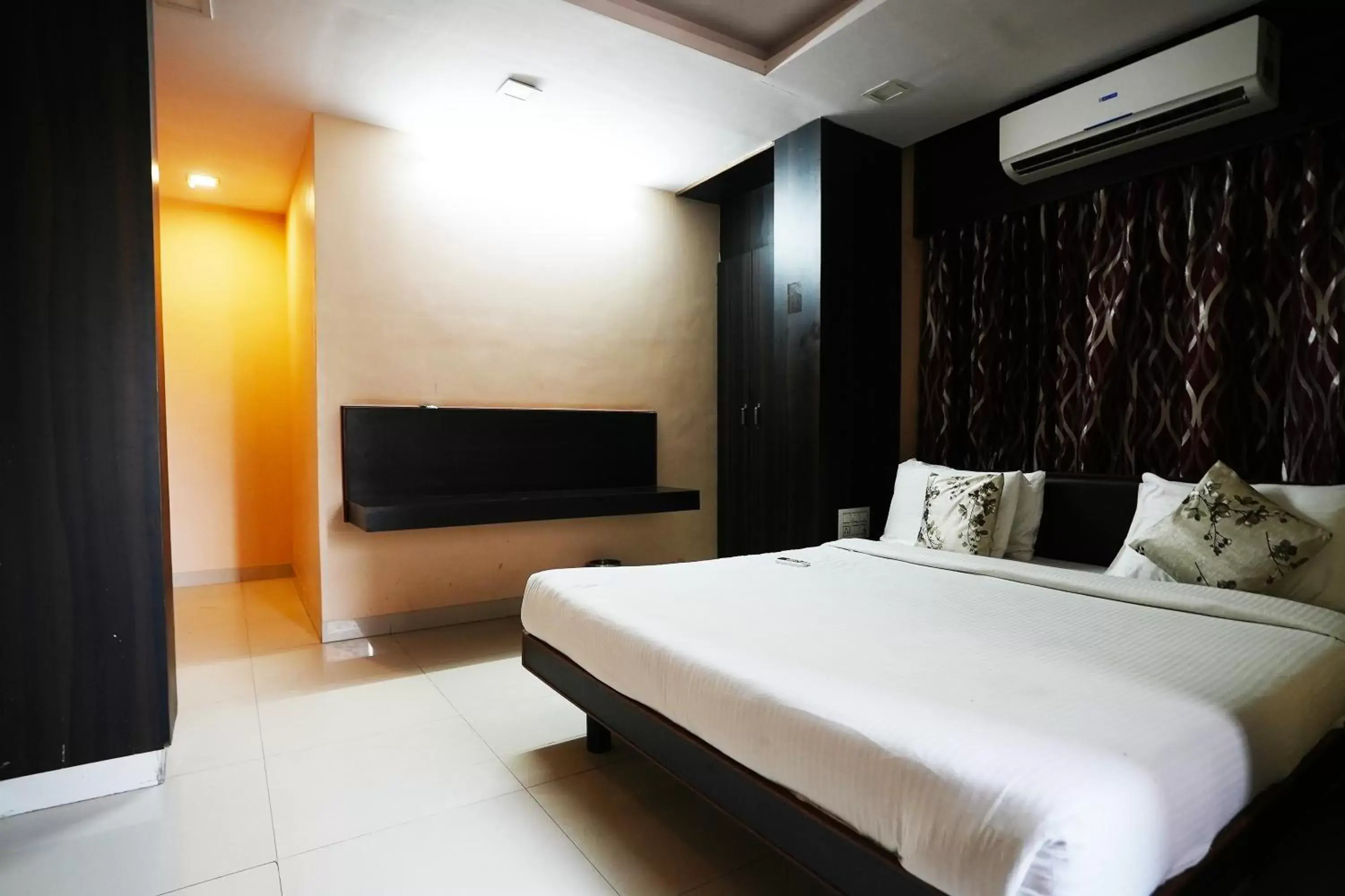 Bed in Hotel Madurai Bed in Hotel Madurai