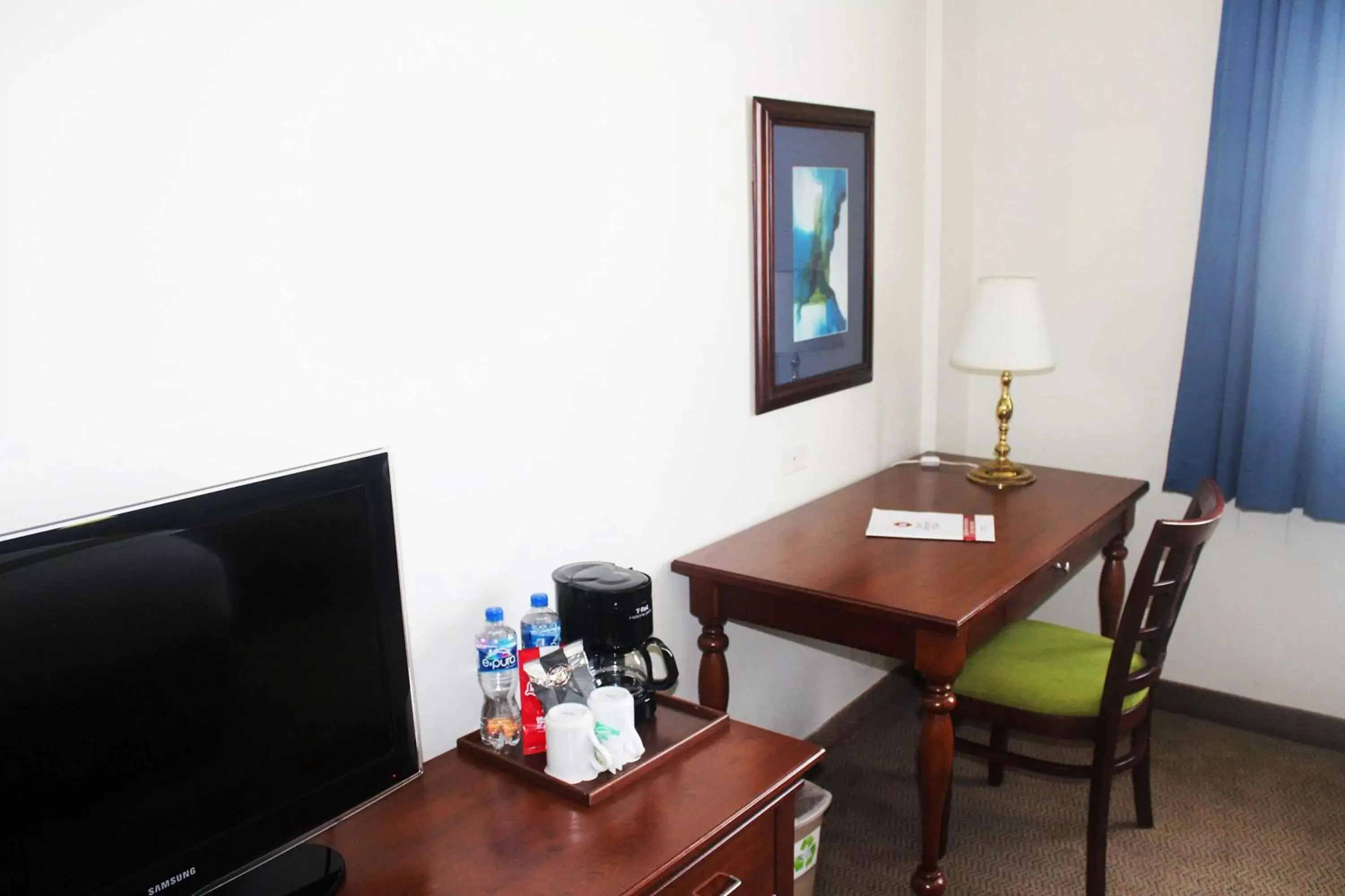 Photo of the whole room, TV/Entertainment Center in Best Western PLUS Los Mochis