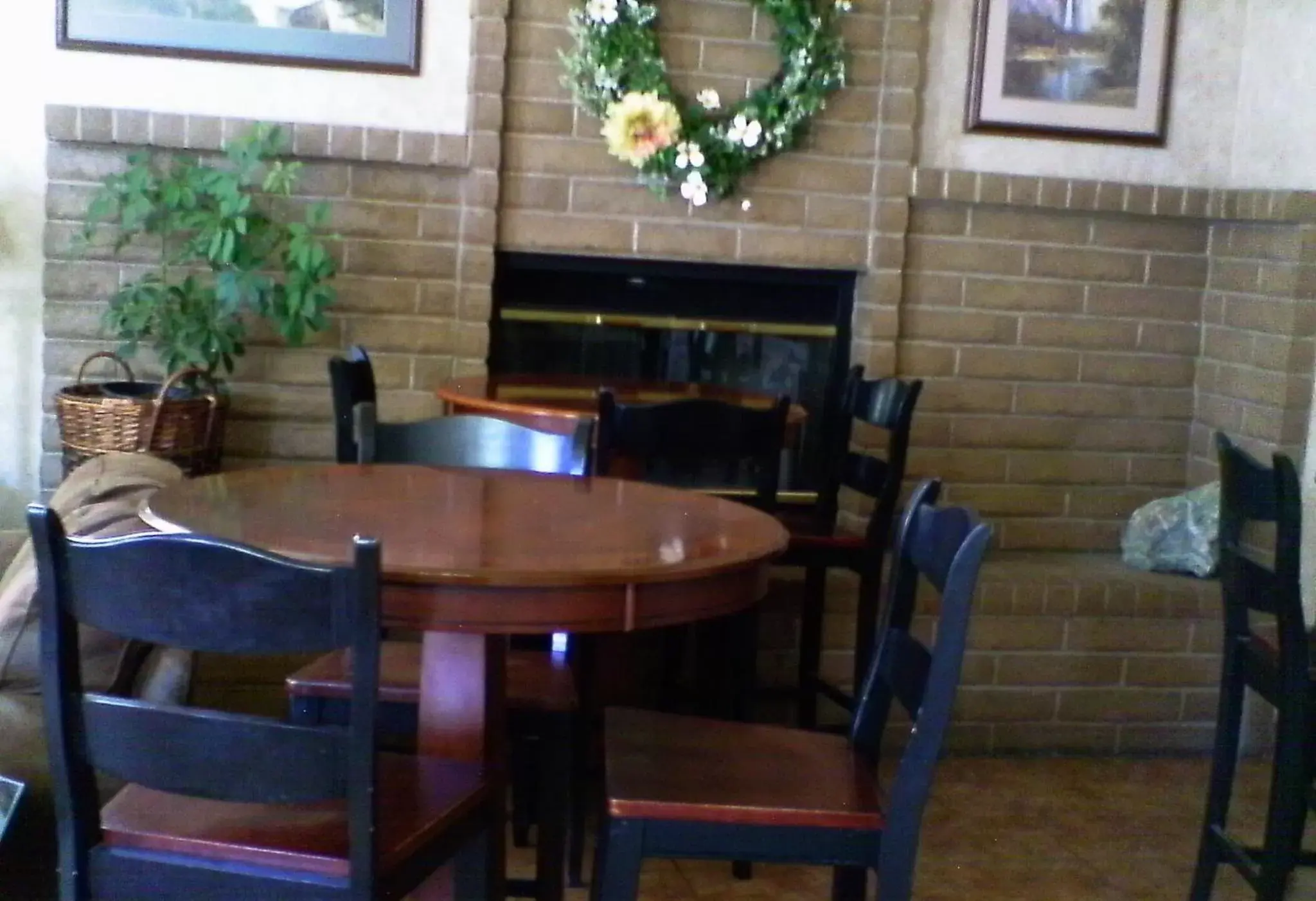 Seating area, Restaurant/Places to Eat in Sonora Aladdin Motor Inn